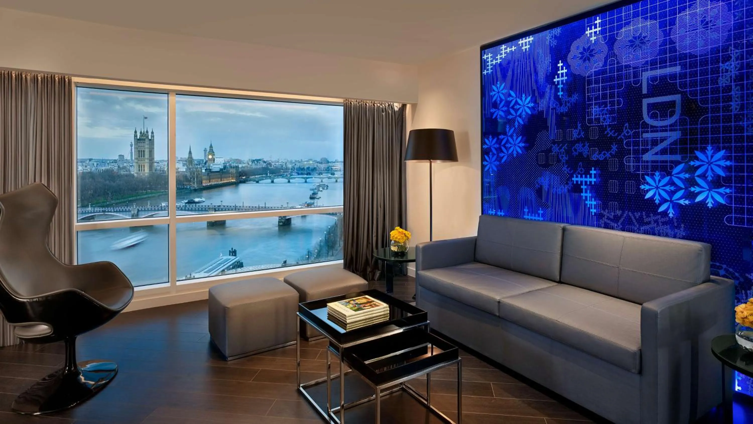 Photo of the whole room in Park Plaza London Riverbank