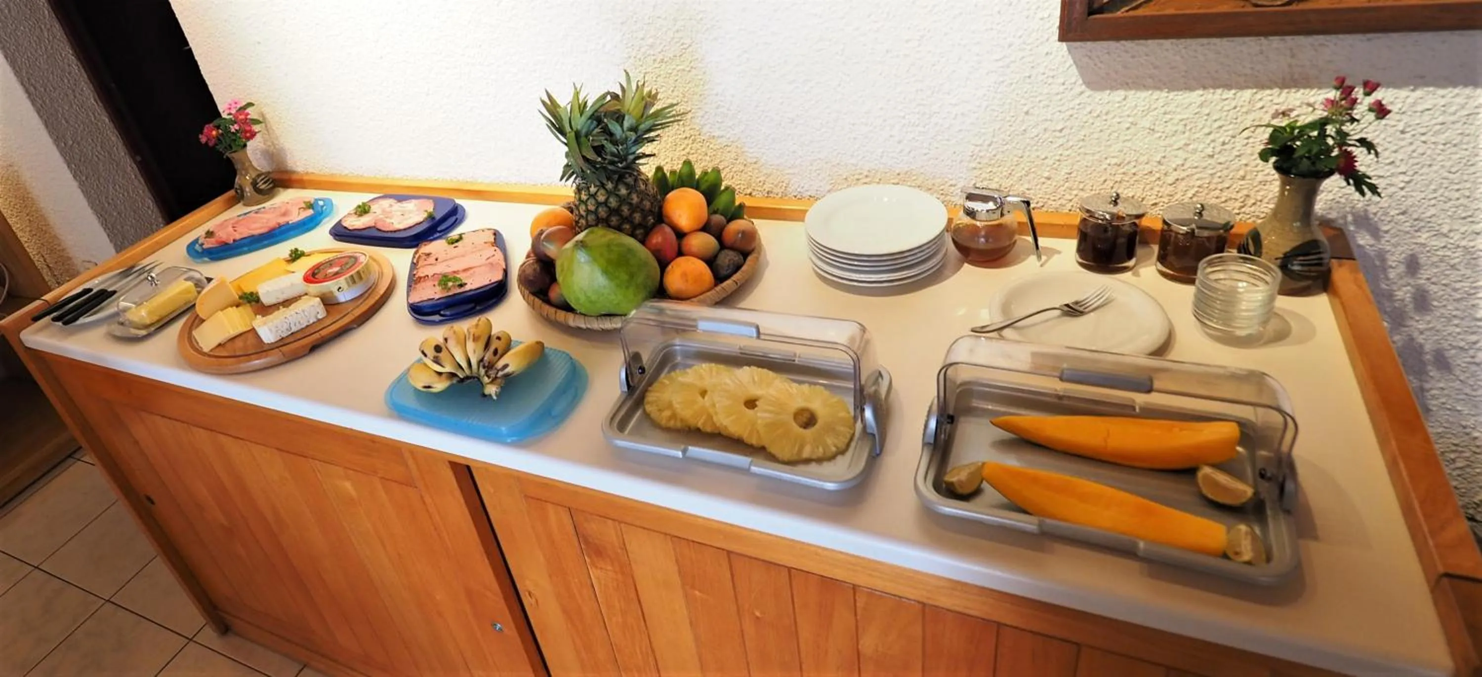 Breakfast in Hotel Le Garni