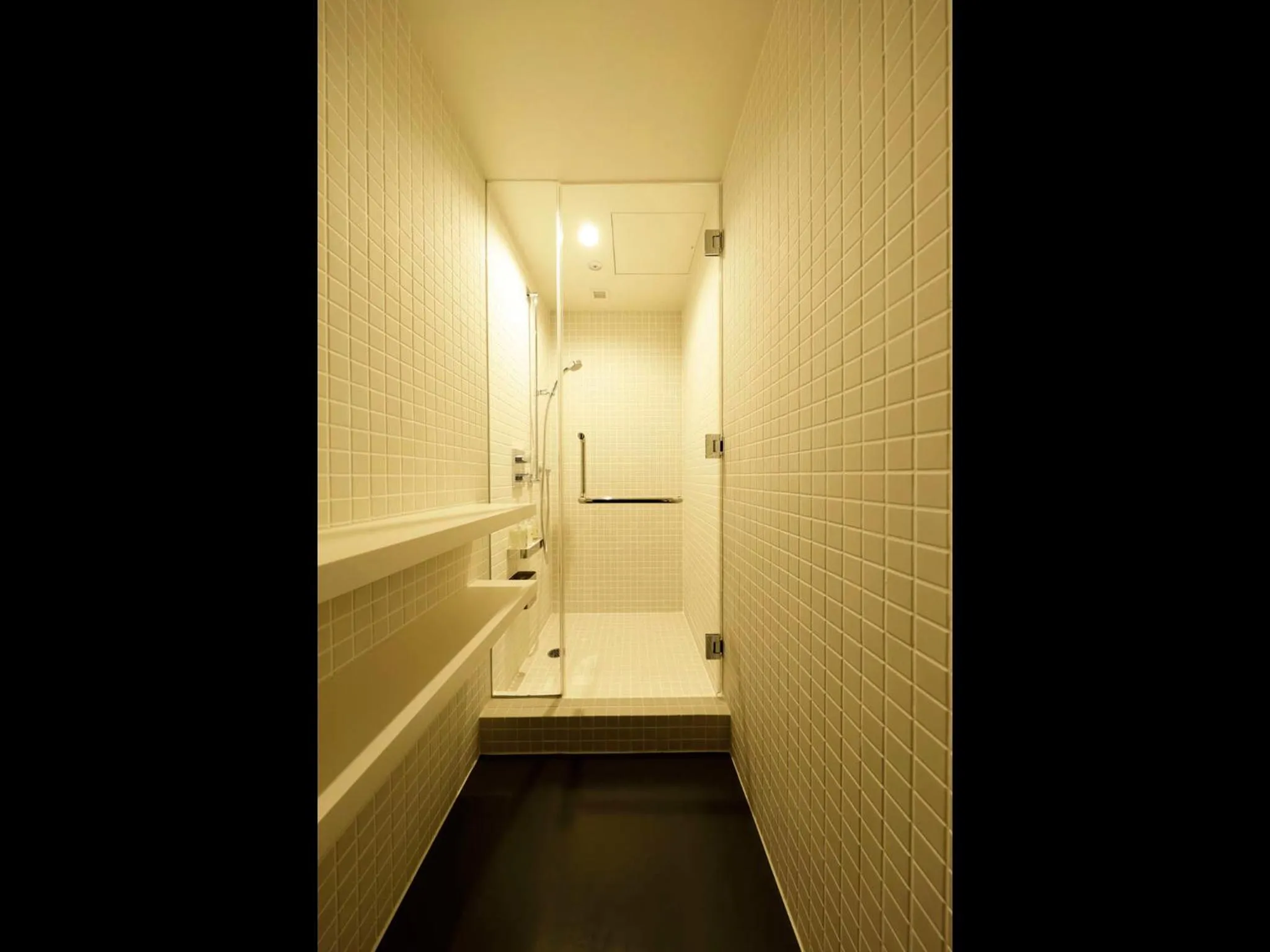 Area and facilities in 9h nine hours woman Kanda