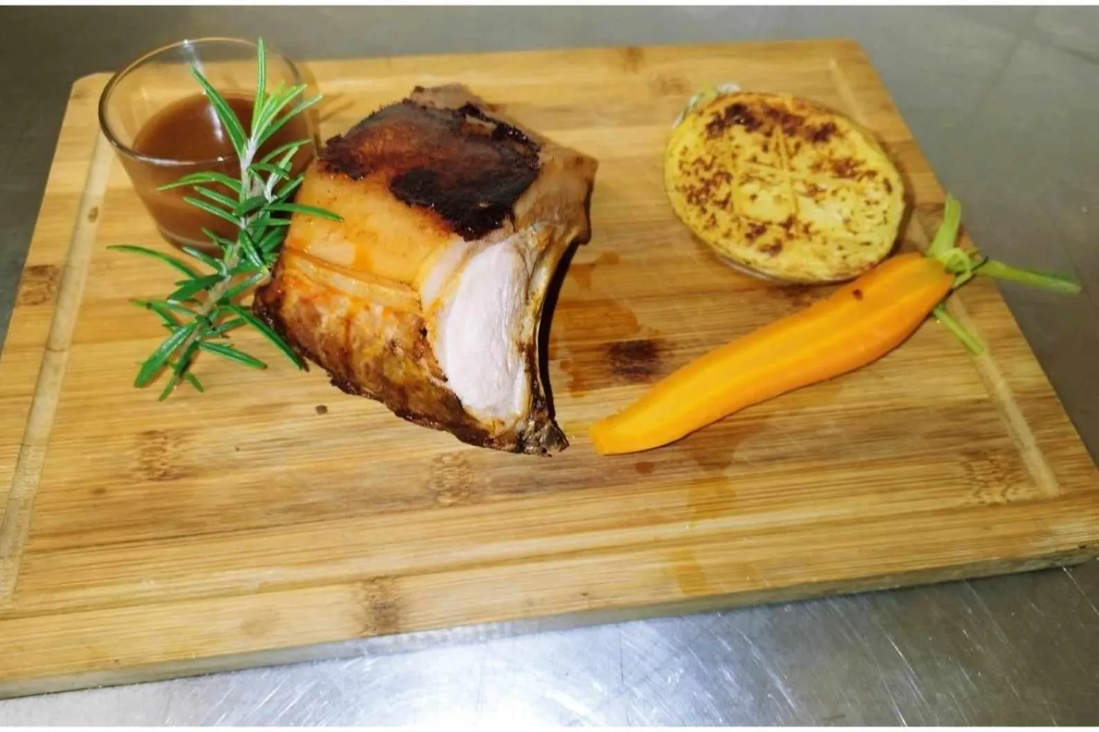 Food in Les Rives de l'Ain