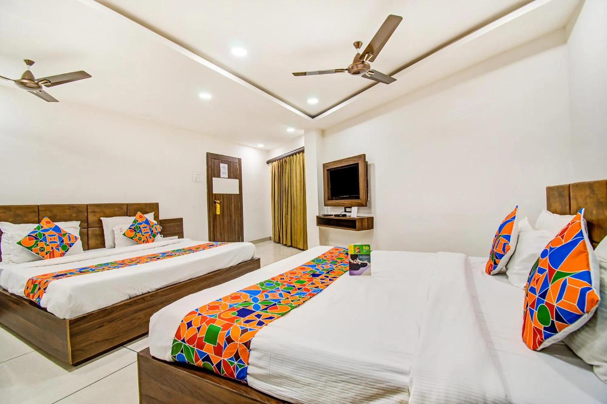 TV and multimedia, Bed in FabHotel Rajnandani Residency Bhawarkua
