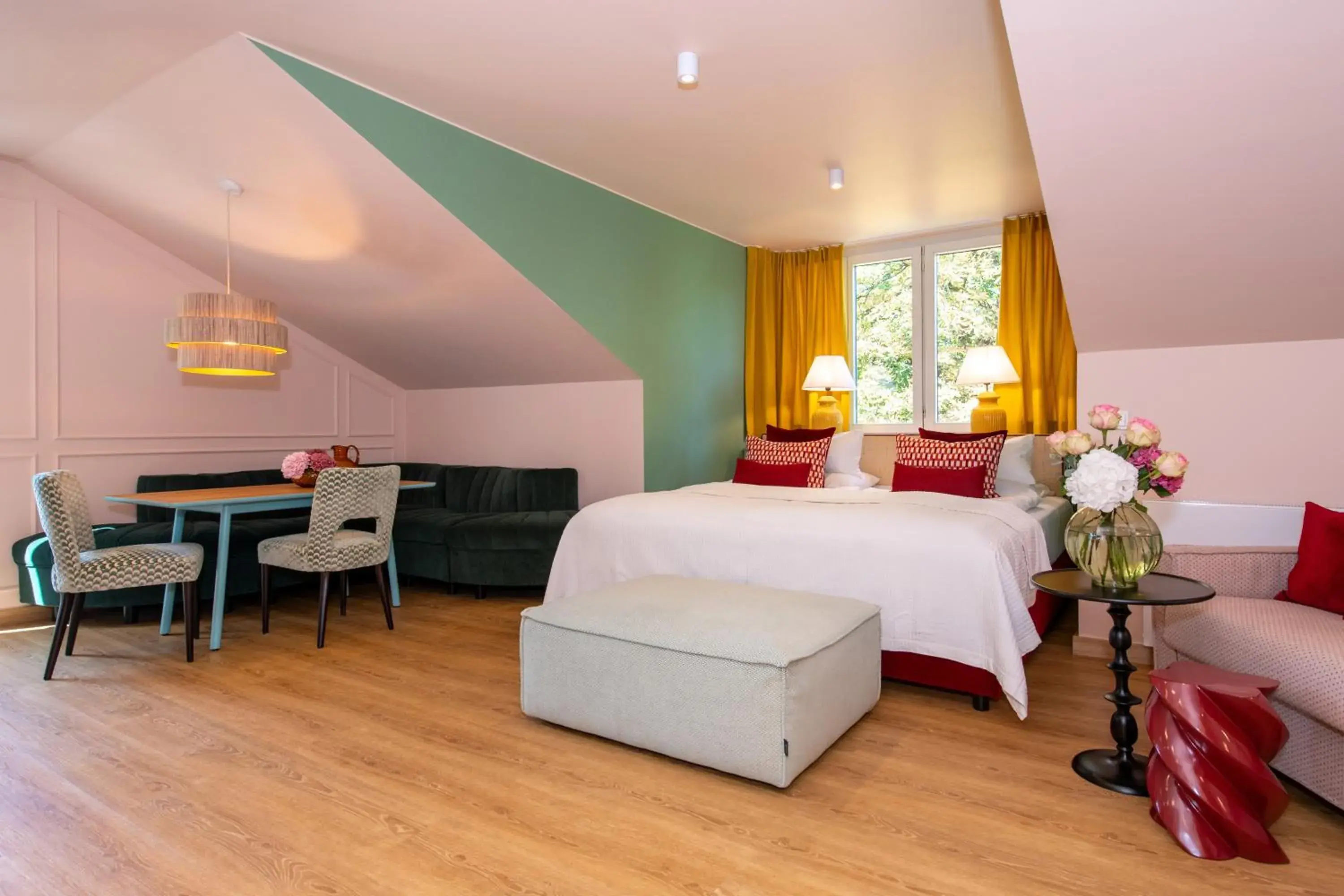 Living Apartment in Parkhotel Rothof Living Apartment in Parkhotel Rothof