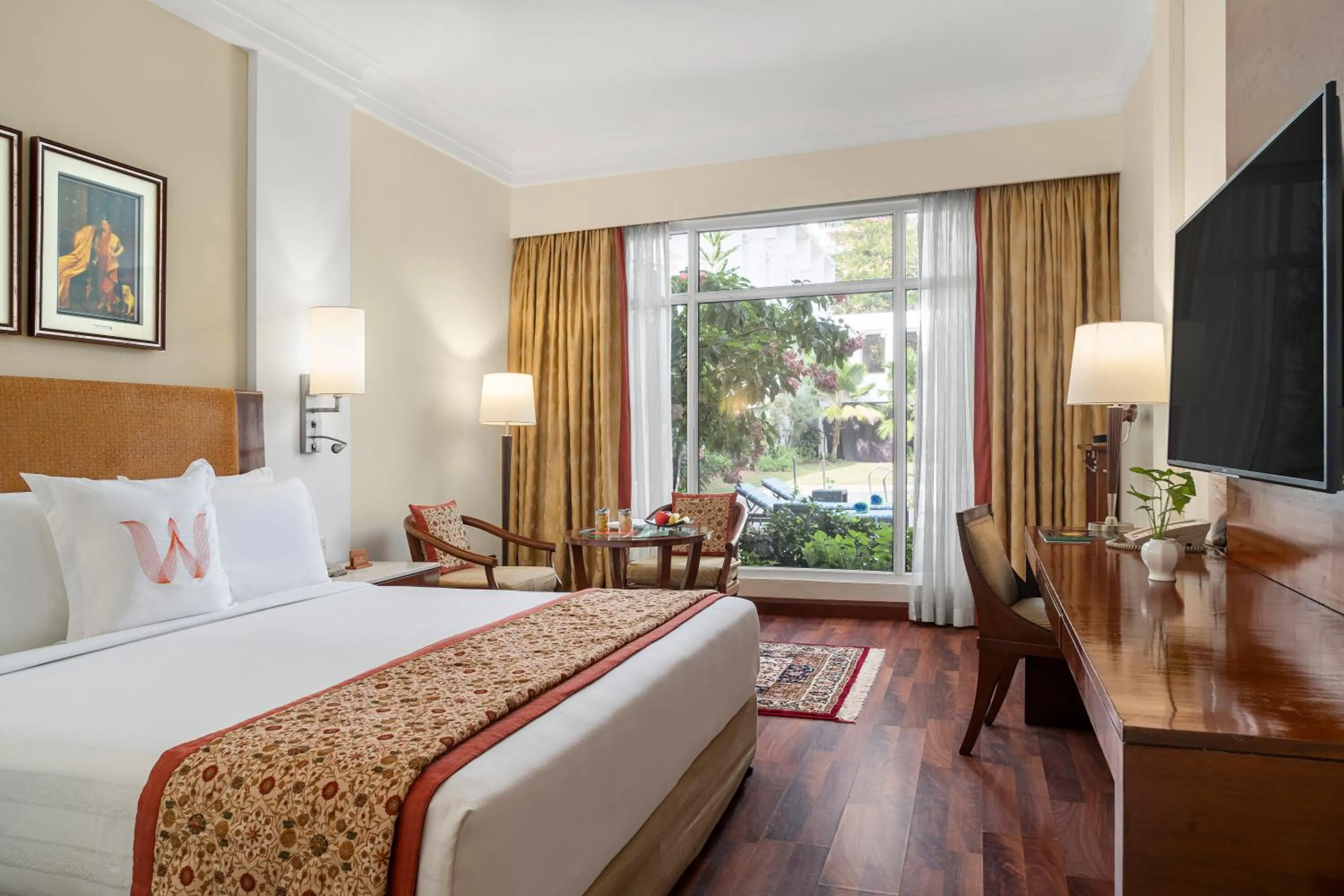 Bed in Welcomhotel by ITC Hotels, Alkapuri, Vadodara