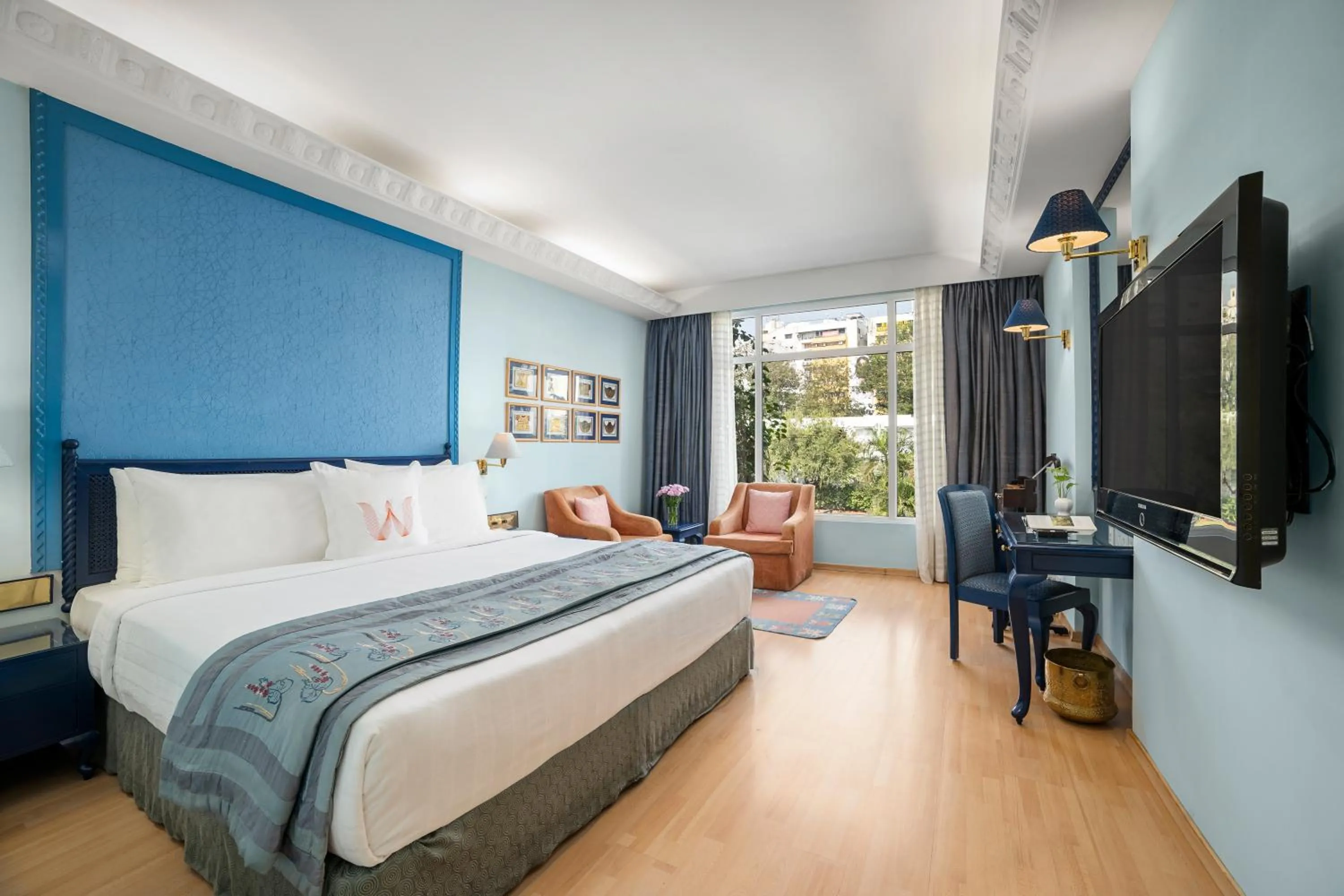 Bed in Welcomhotel by ITC Hotels, Alkapuri, Vadodara