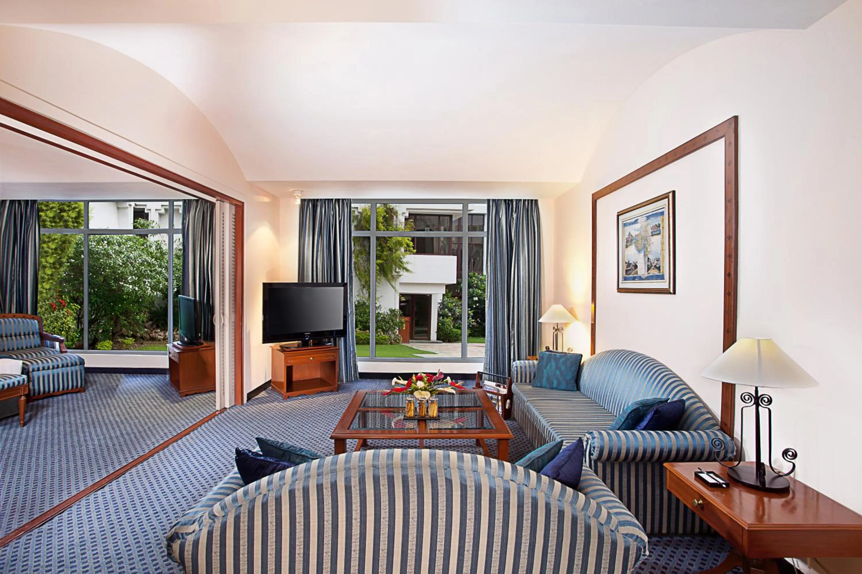 Living room in Welcomhotel by ITC Hotels, Alkapuri, Vadodara