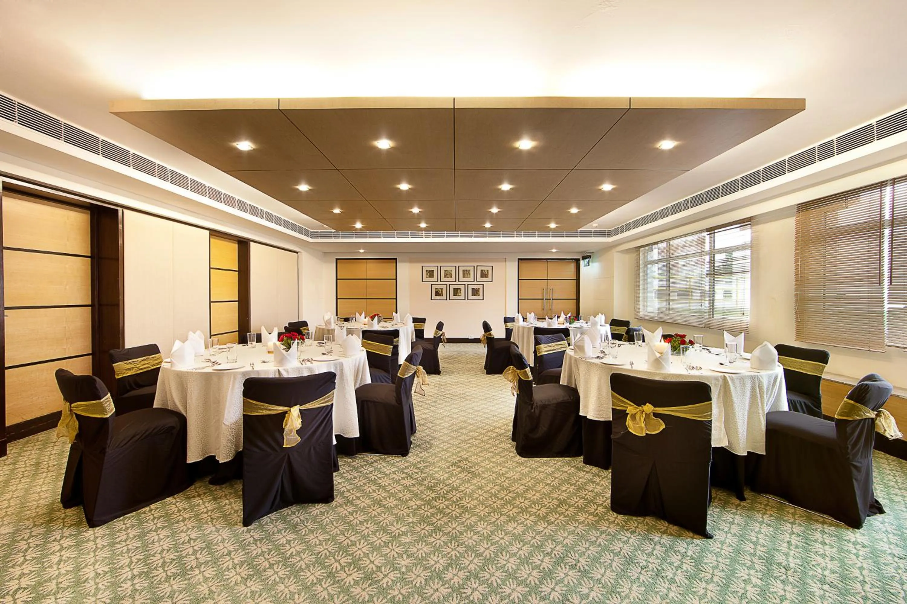 Banquet/Function facilities in Welcomhotel by ITC Hotels, Alkapuri, Vadodara