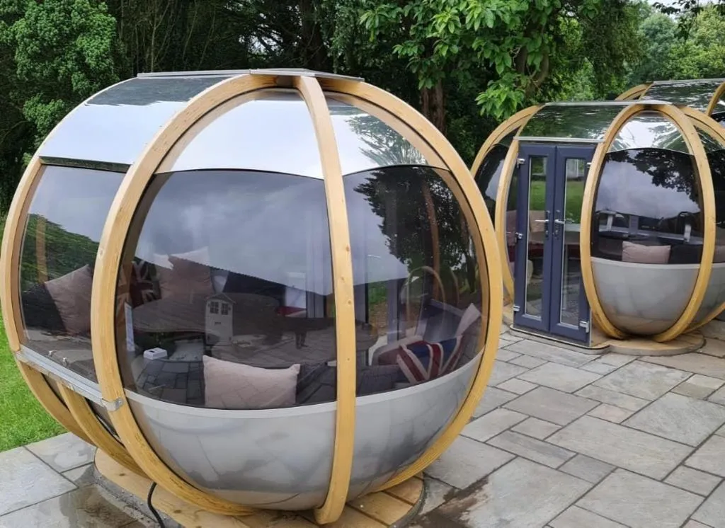 Restaurant/places to eat in Denham Grove