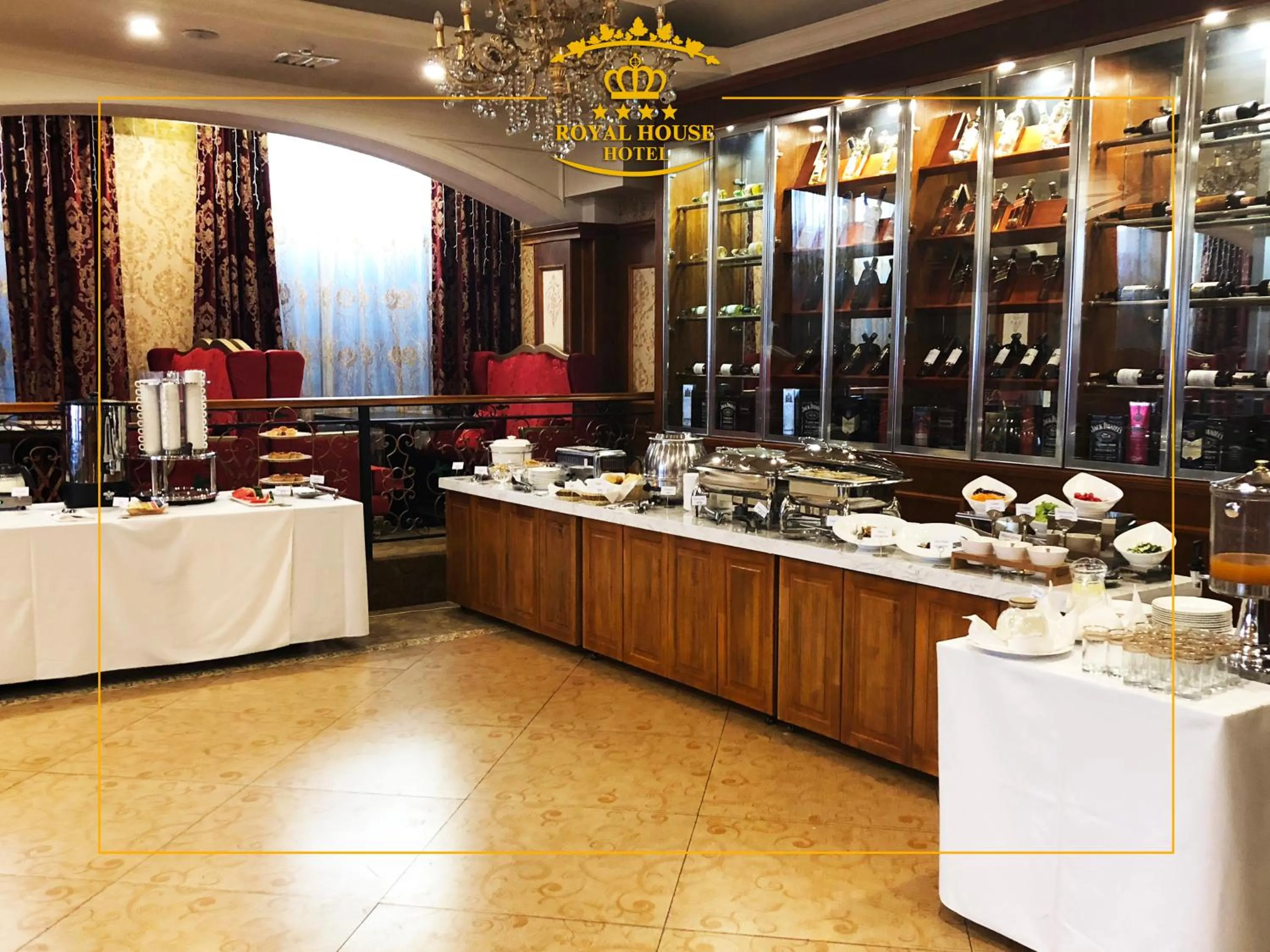 Coffee/tea facilities in Royal House Hotel 2