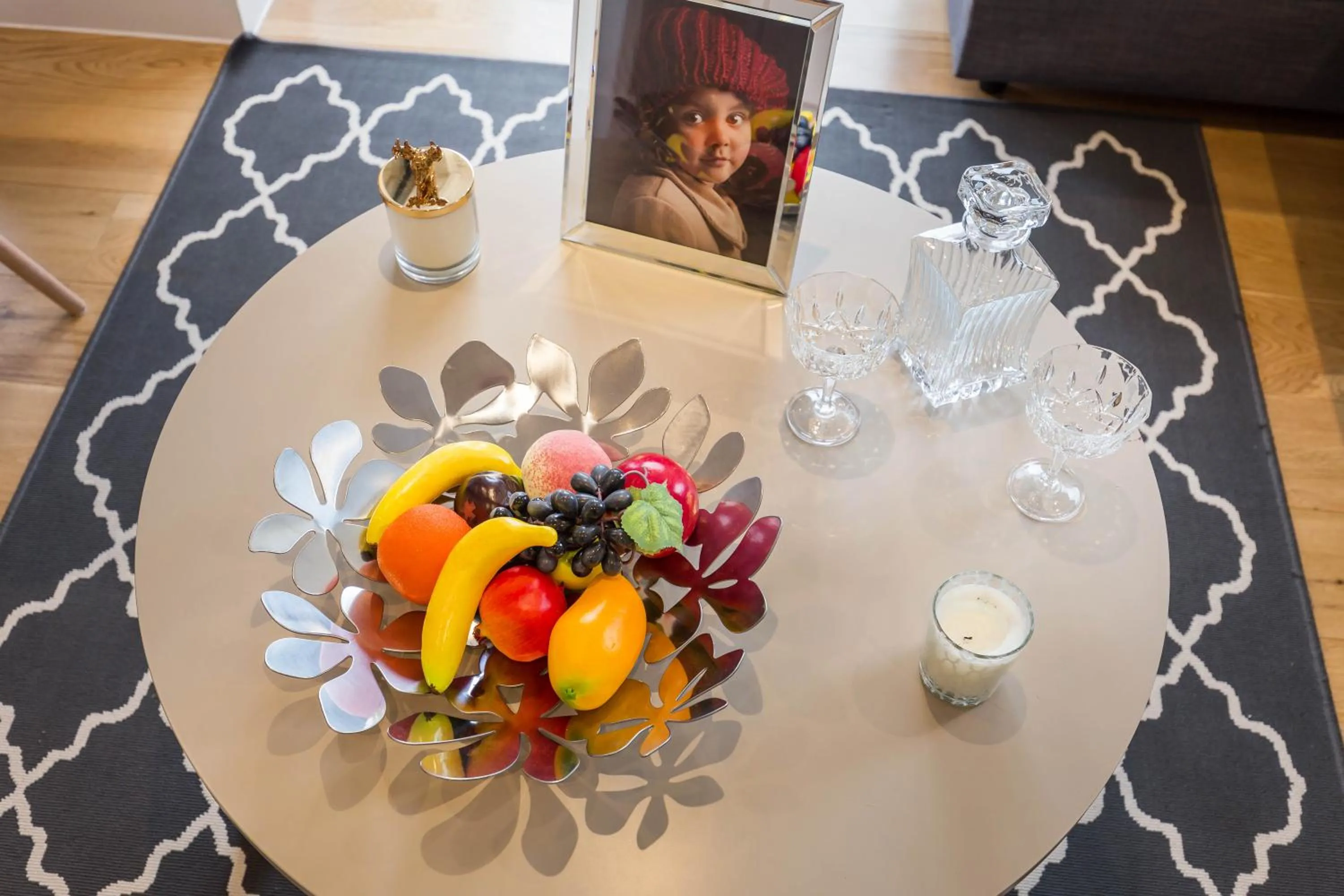 Living room, Food in Urban Chic - Portobello