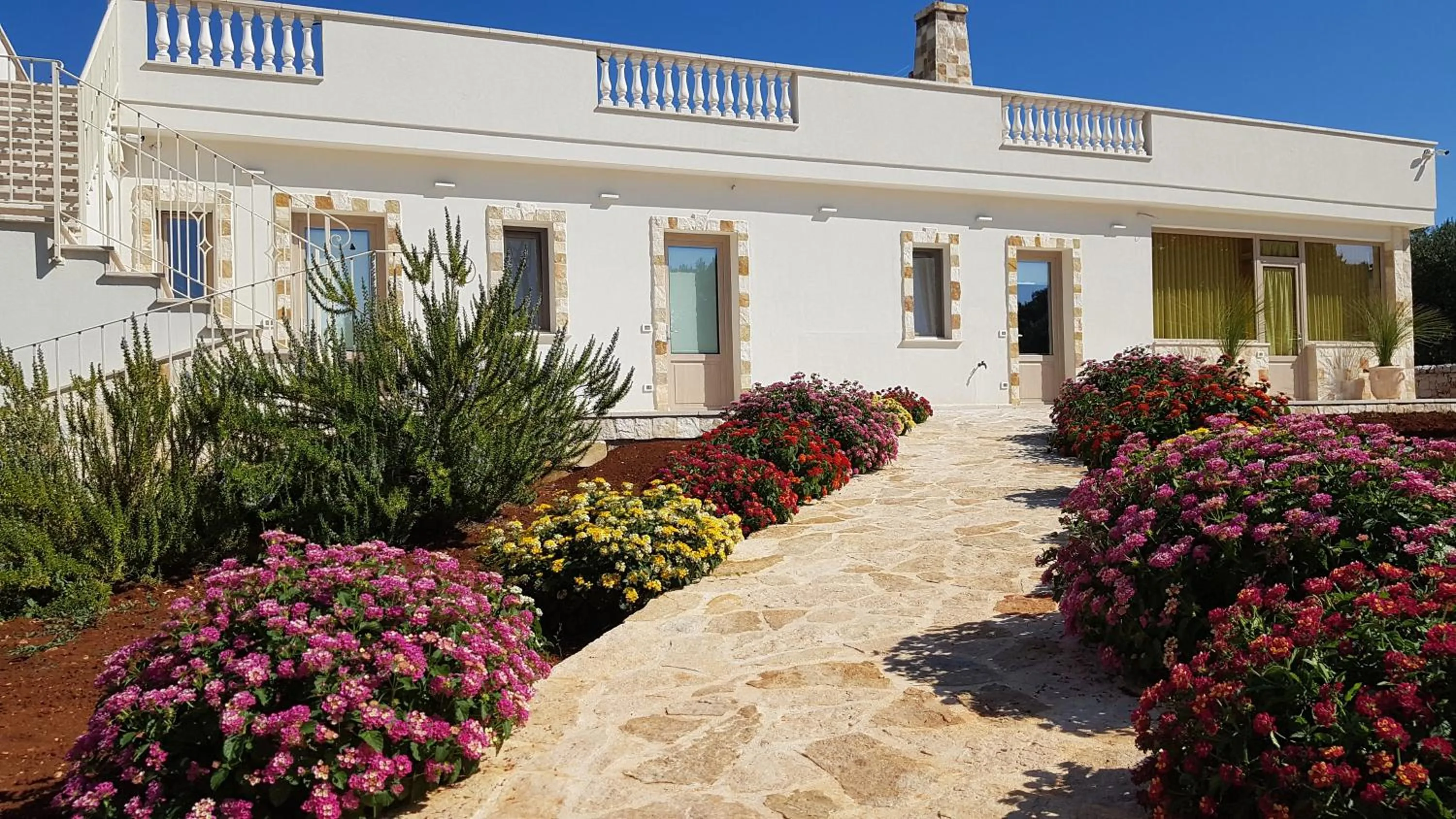 Summer in Villa Fumarola