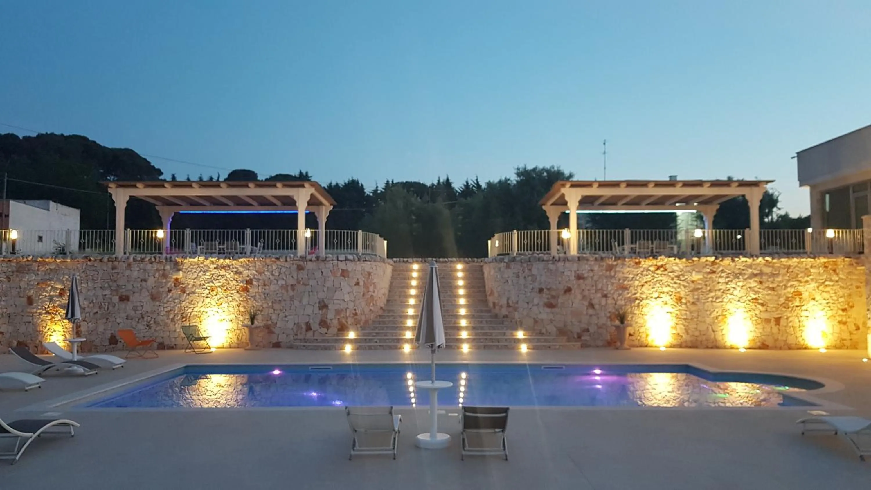 Swimming pool in Villa Fumarola