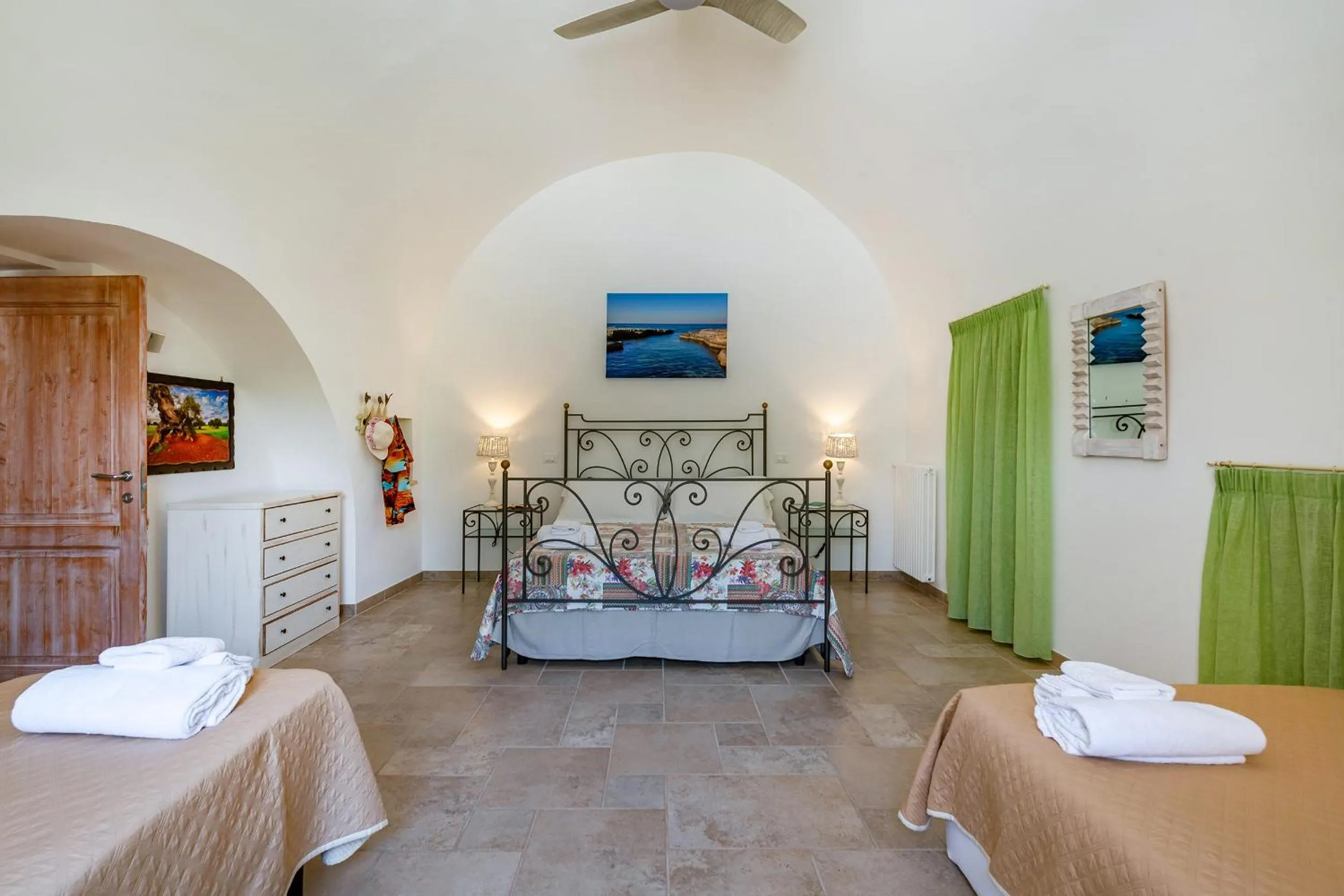 Photo of the whole room, Bed in Villa Fumarola