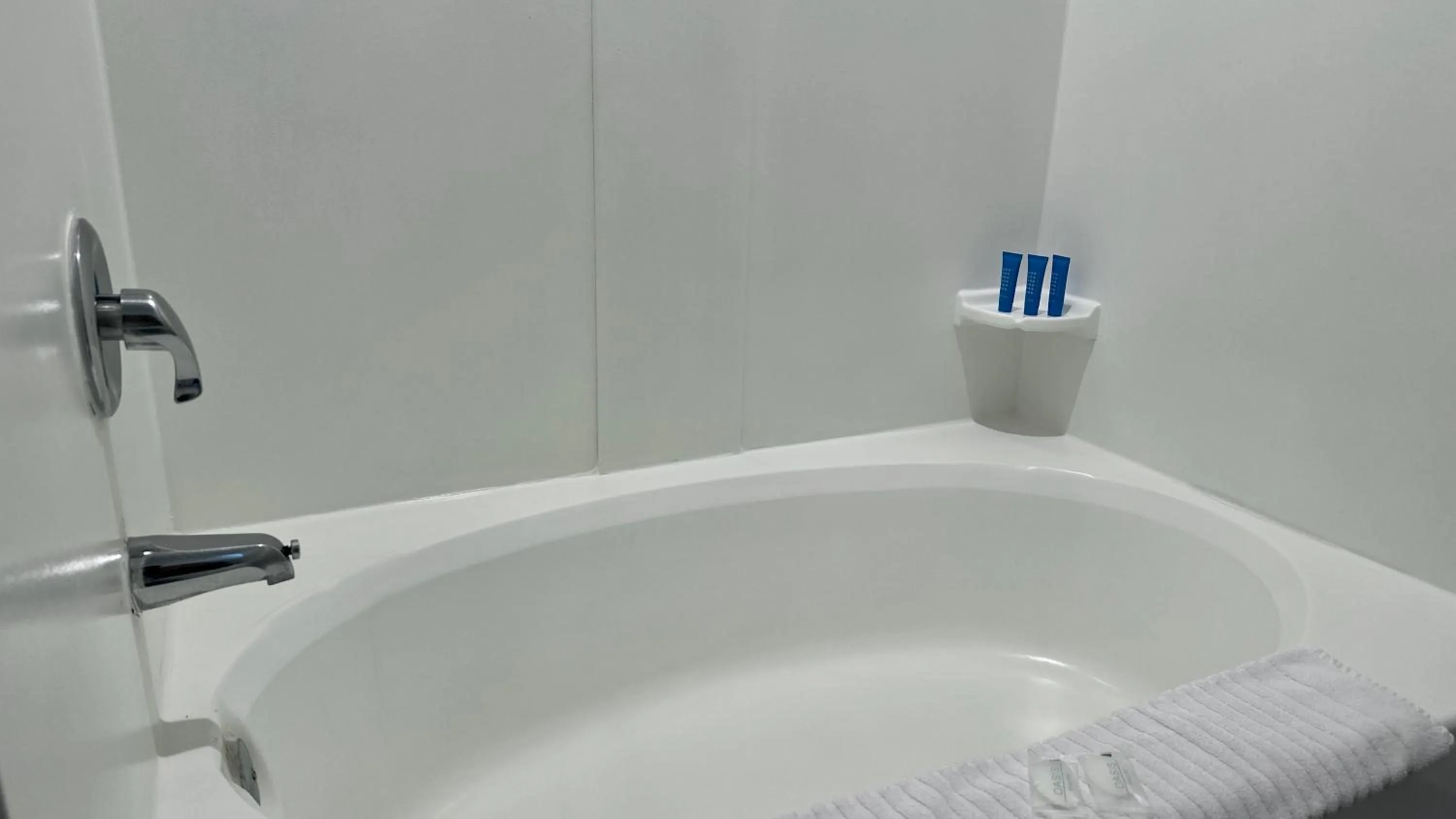 Bathroom in MainStay Suites Las Vegas Flamingo