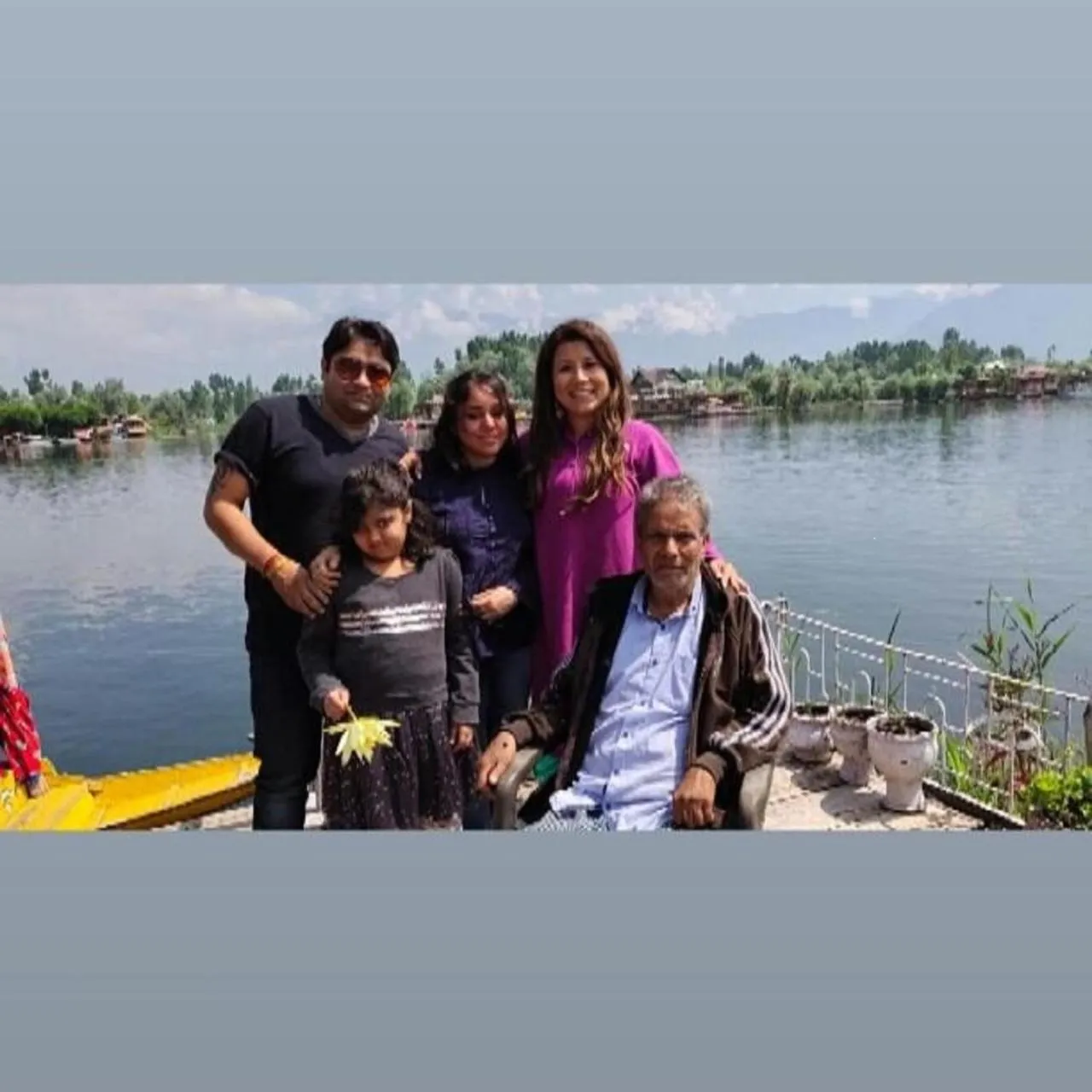 Kashmir View group of Houseboat