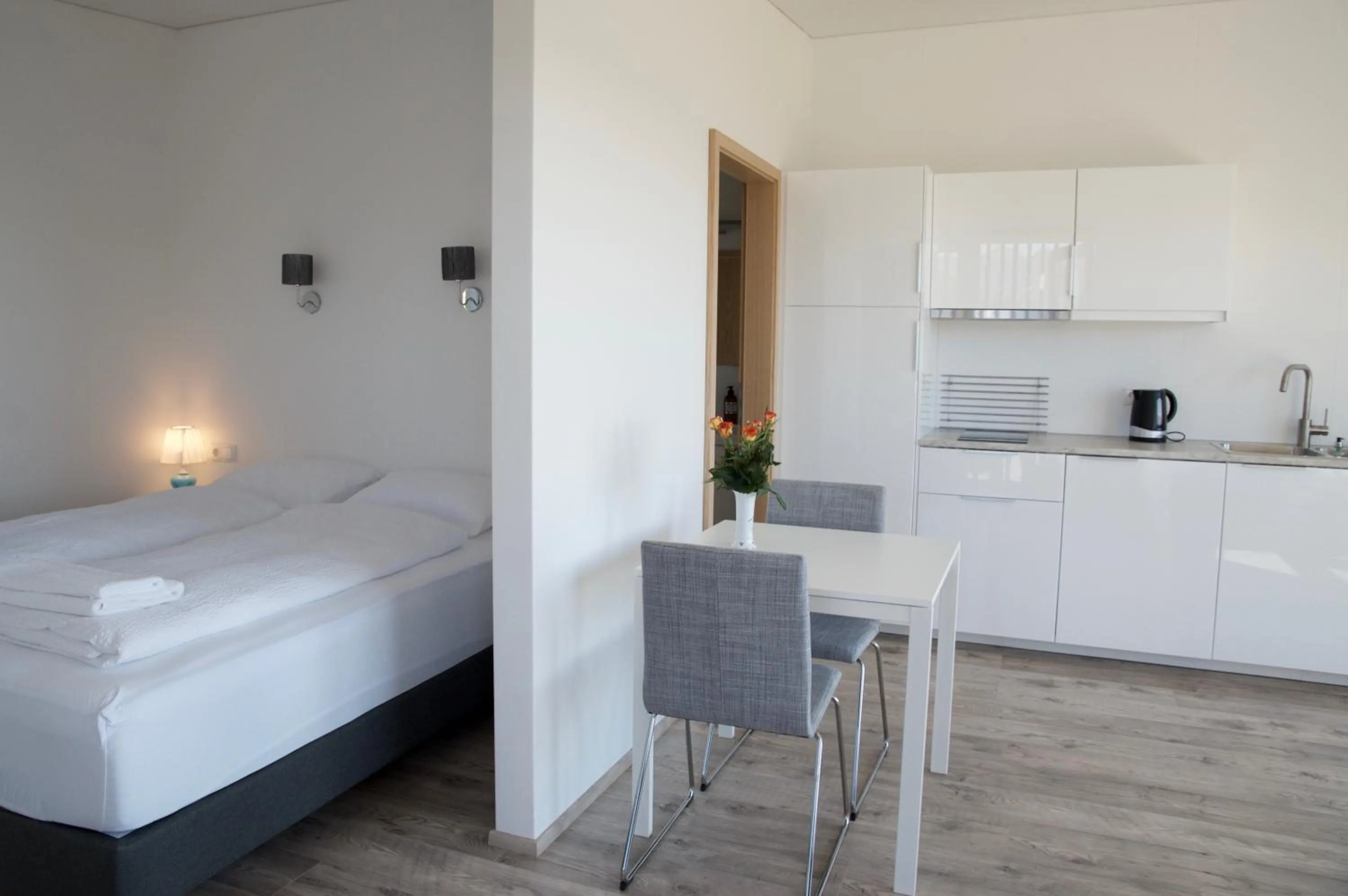 Bedroom, Bed in Krákhamar Apartments