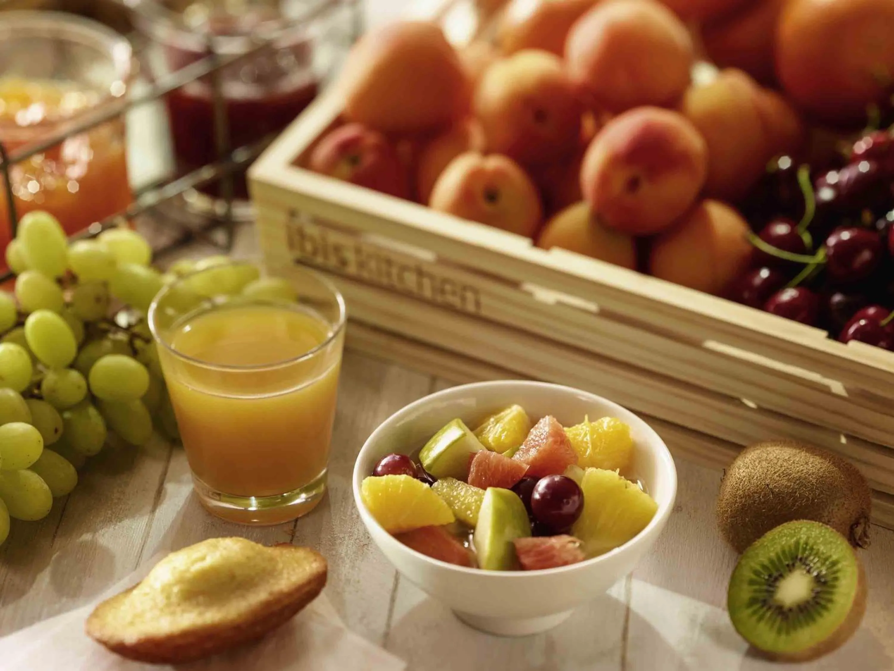 Breakfast in ibis Poitiers Site du Futuroscope