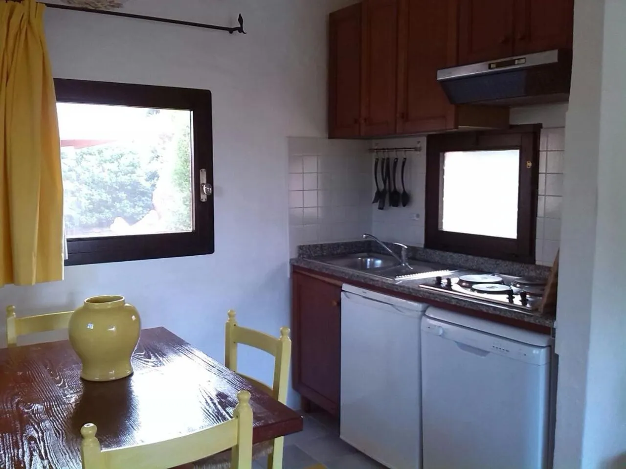 Kitchen or kitchenette in Residence I Cormorani Bis