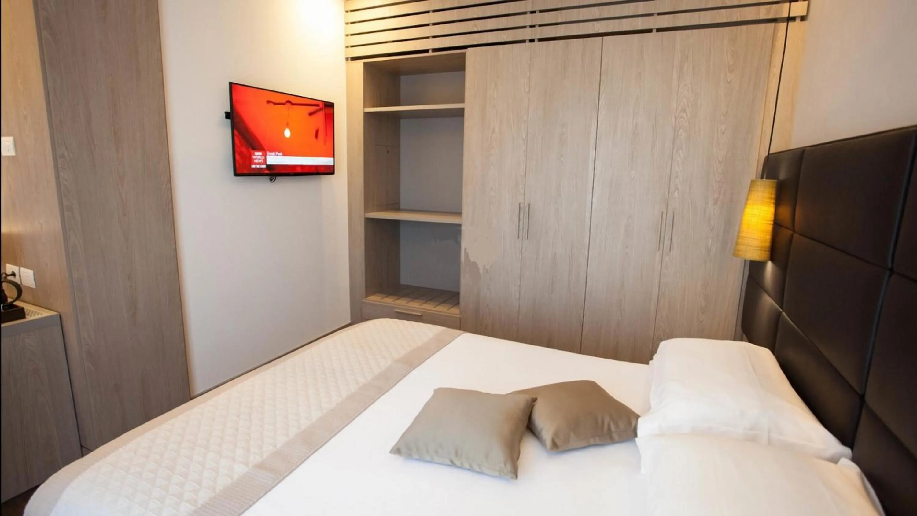 Photo of the whole room, Bed in Hotel Principe Palace