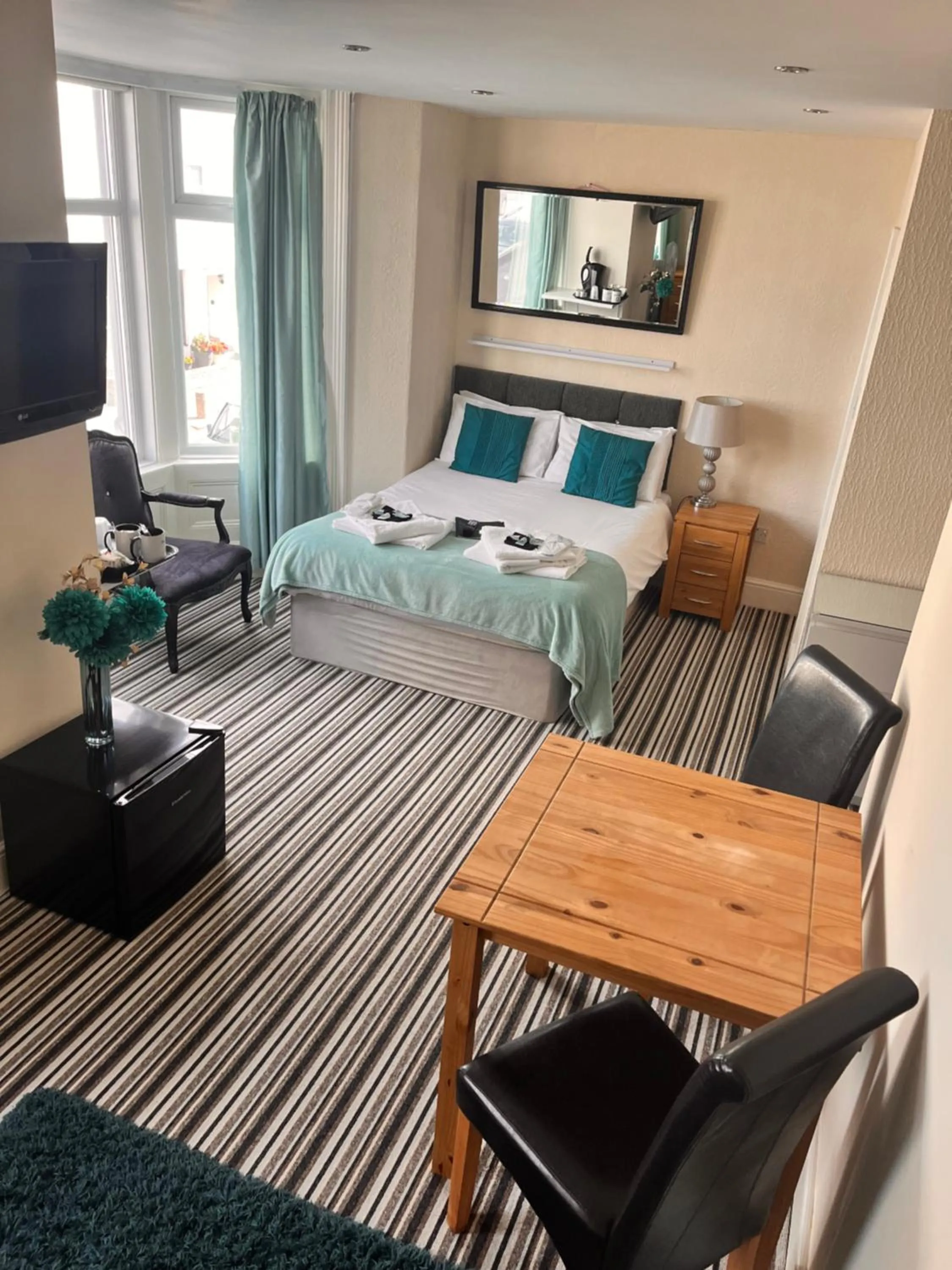 Bedroom, Bed in The Oxfordshire