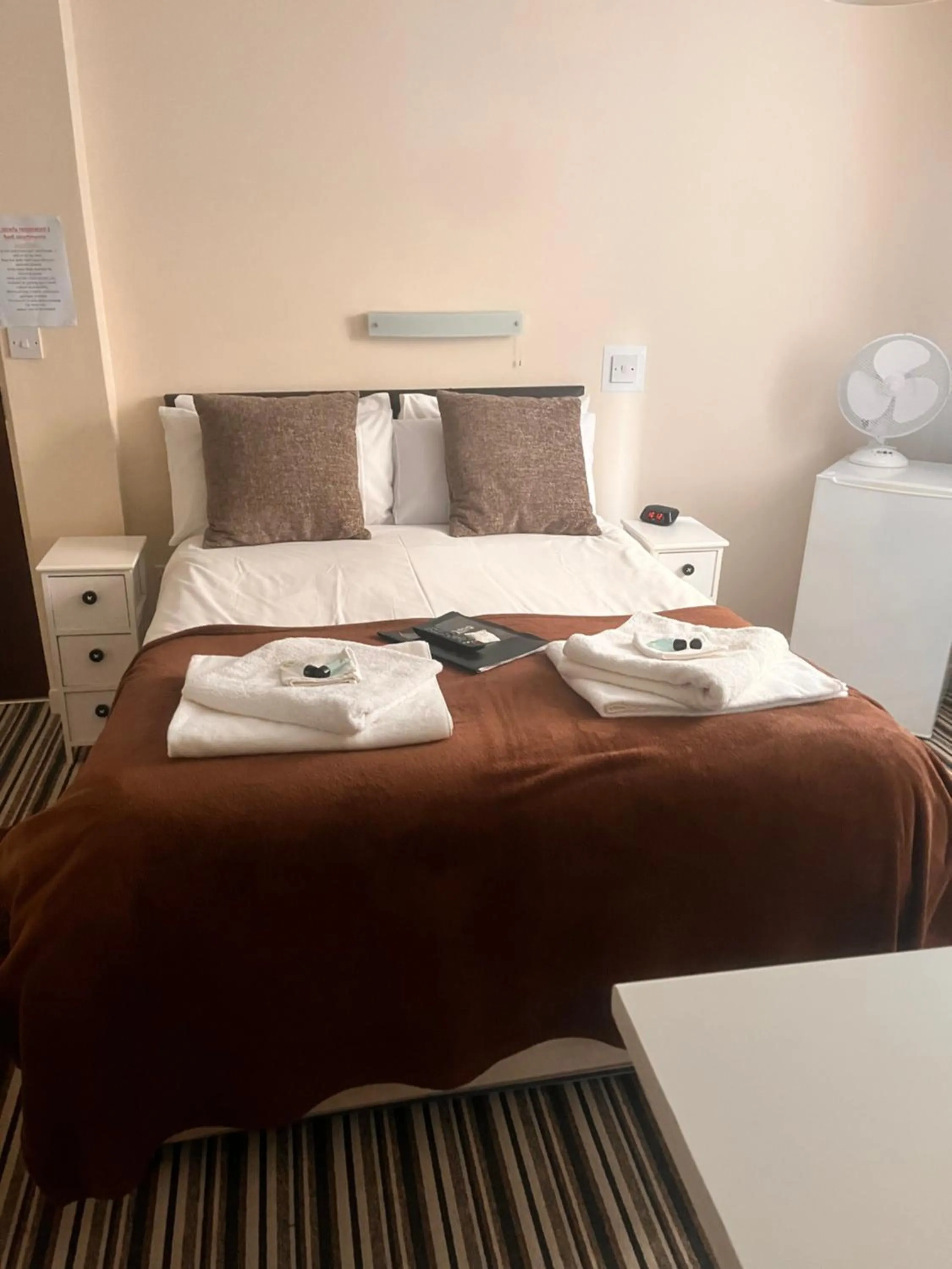 Bedroom, Bed in The Oxfordshire