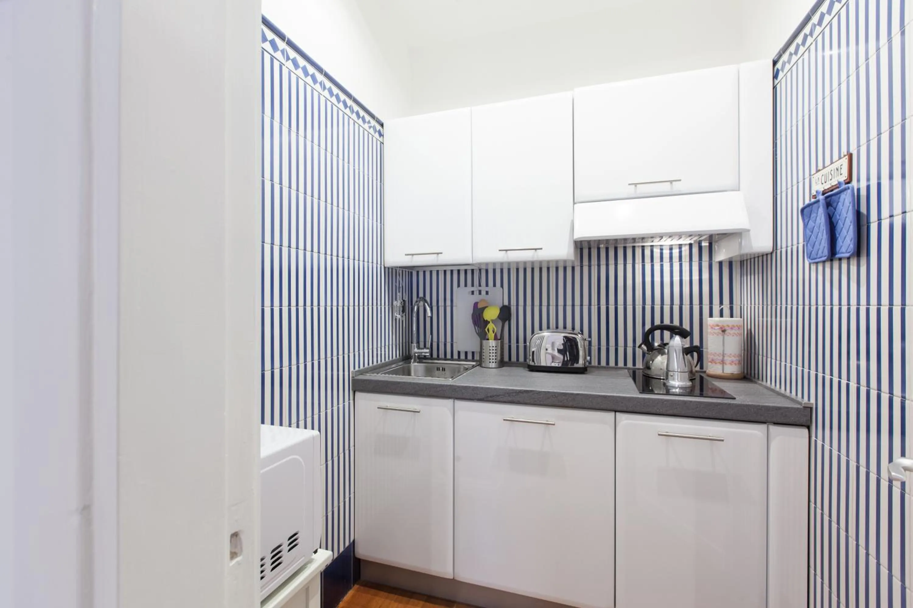 Kitchen or kitchenette in Urbana Lodge, Monti