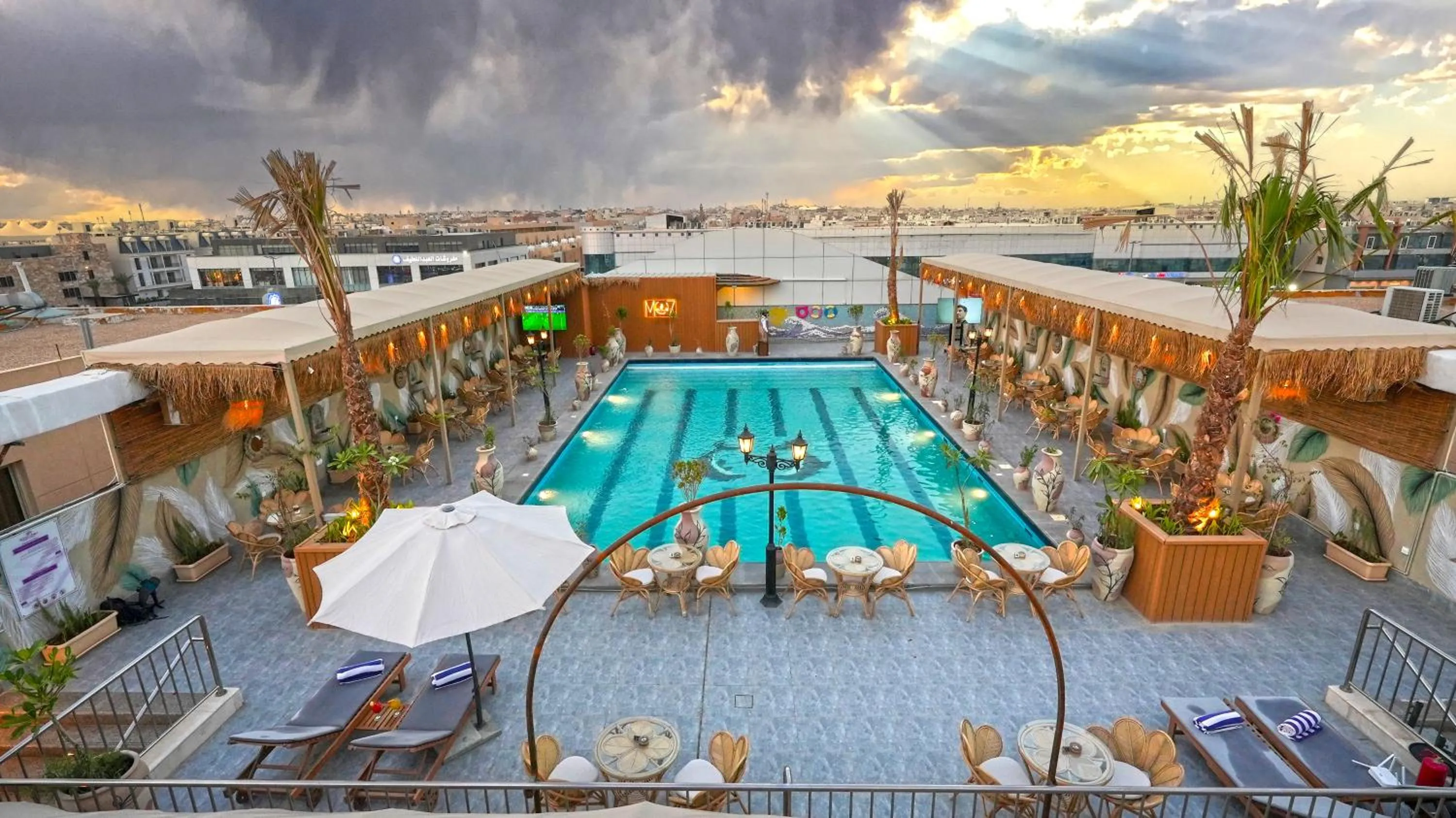 Pool view in Boudl Al Sahafa