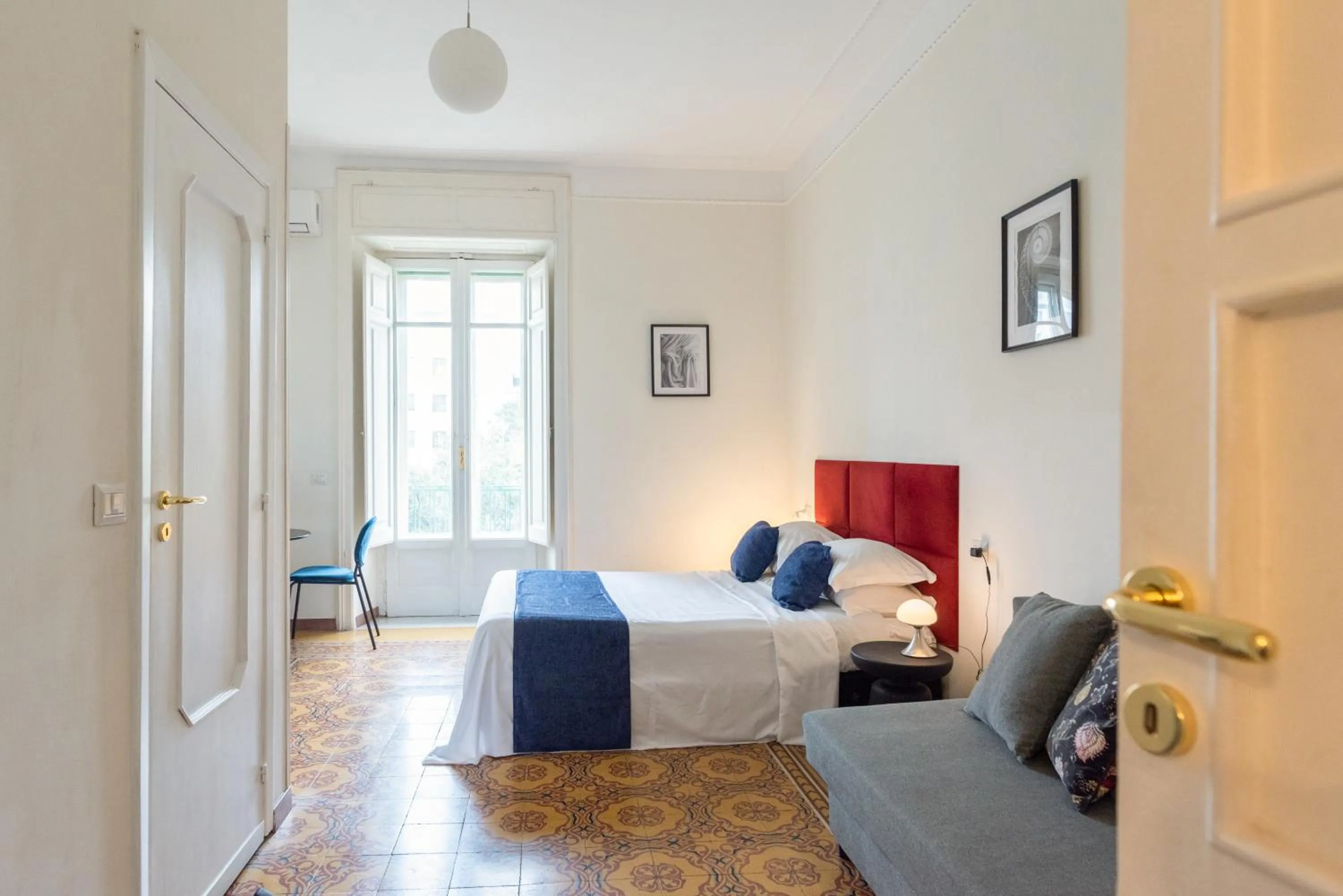 Photo of the whole room, Bed in Una Notte al Museo