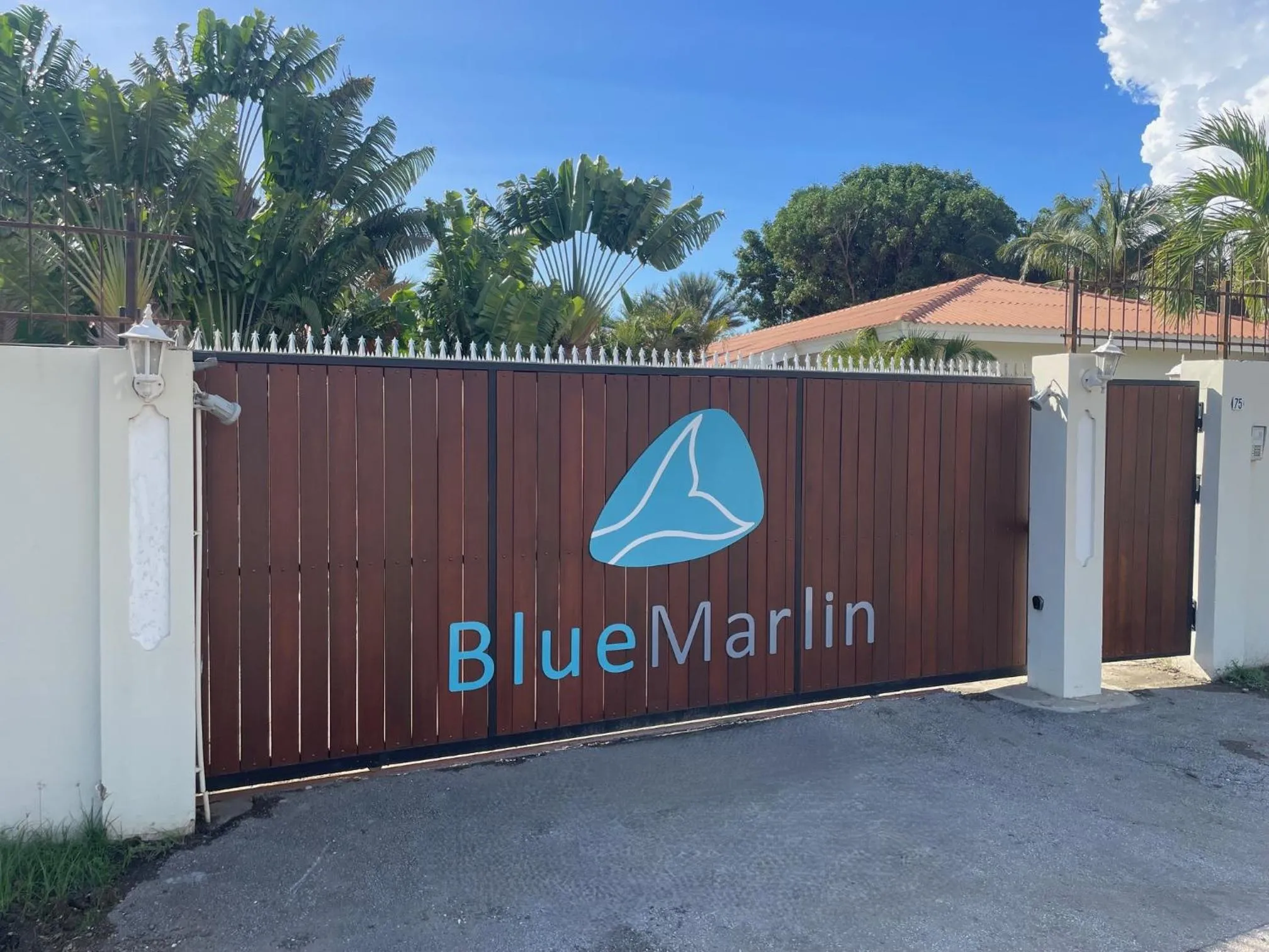 Blue Marlin Apartments, nabij Mambo Beach