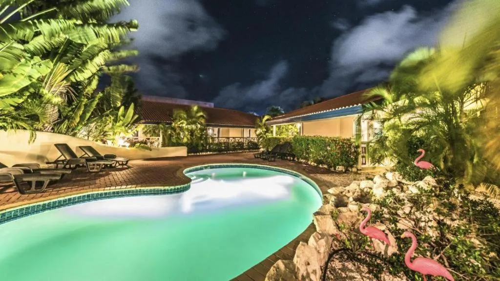 Blue Marlin Apartments, nabij Mambo Beach