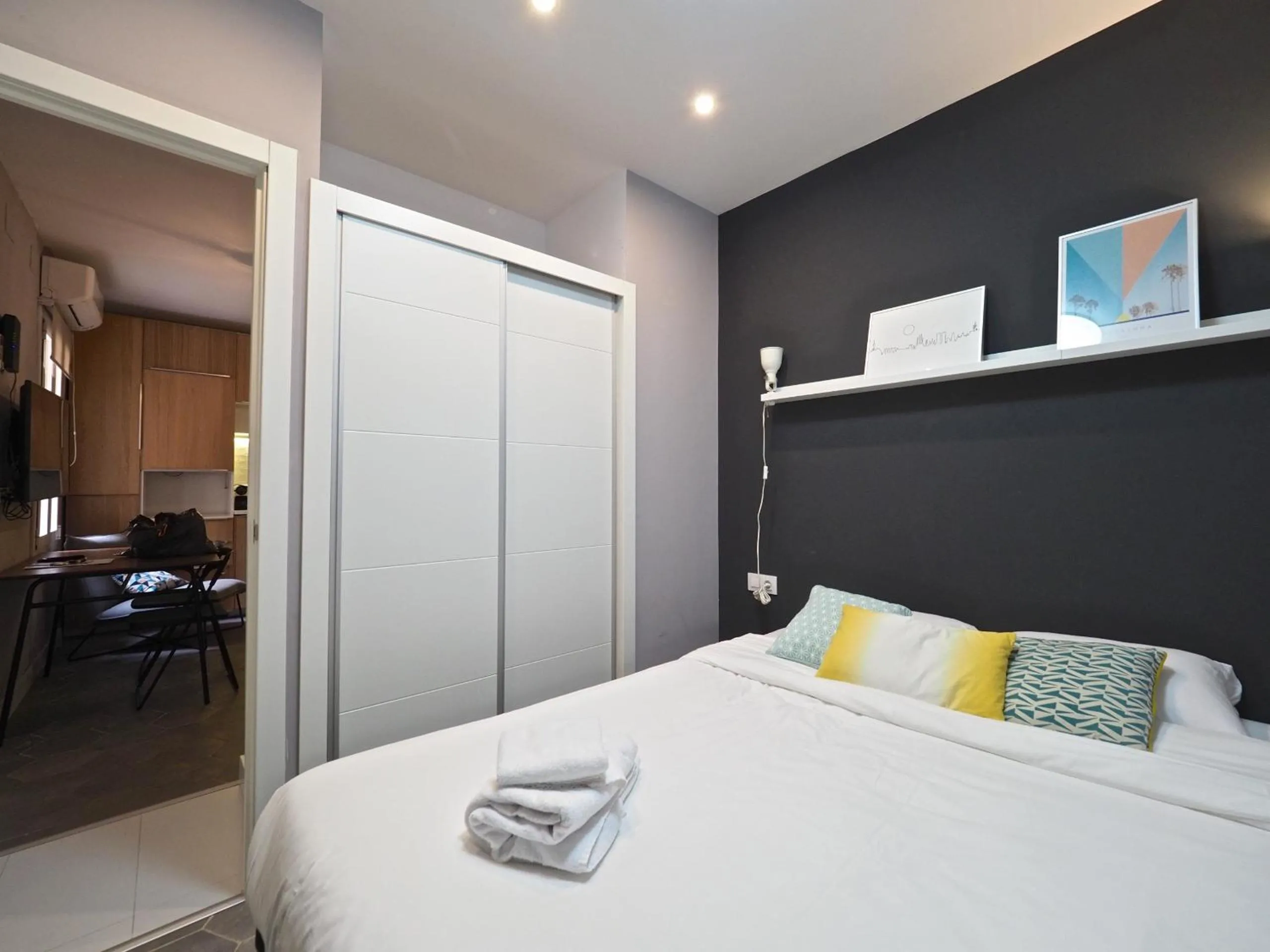 Torrassa Cozy Apartment by Olala Homes