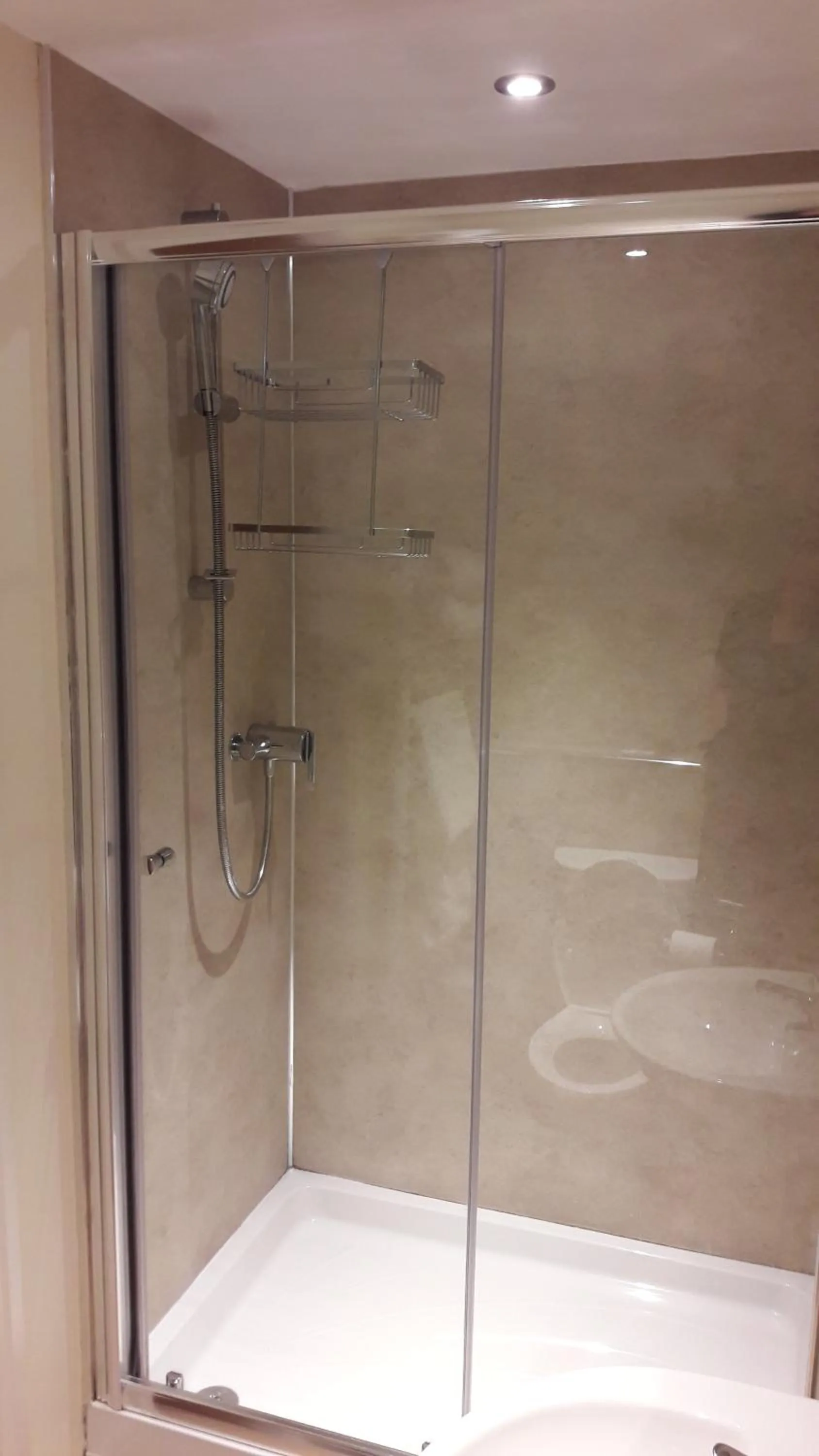 Shower in The Old Brewhouse