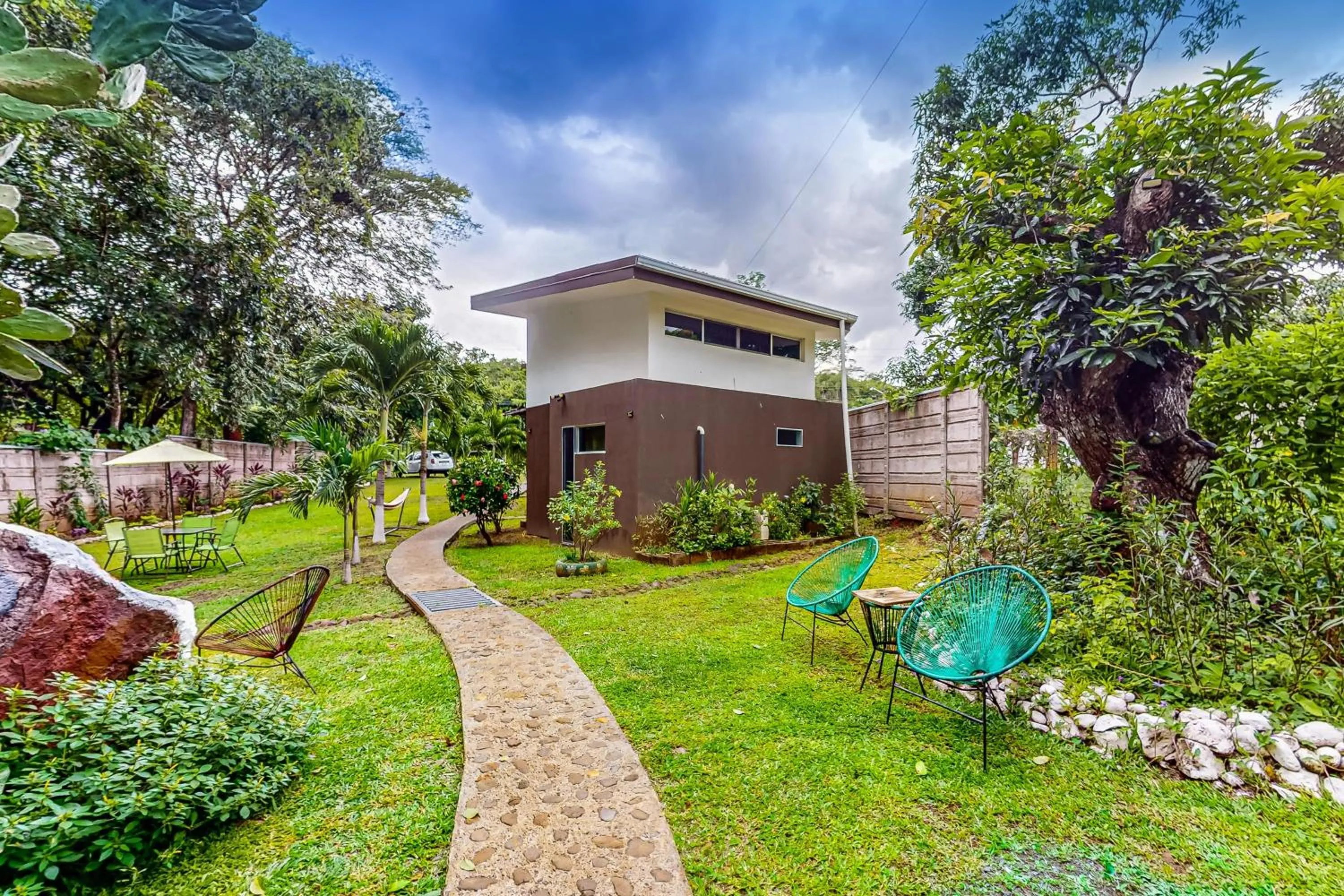 Property building in Nueva Villa Paraíso Four Villas