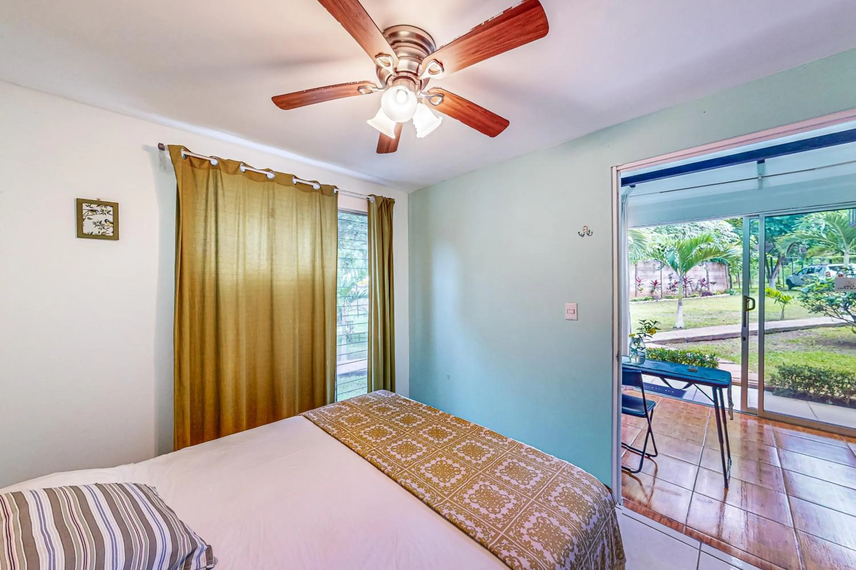 Bed in Nueva Villa Paraíso Four Villas