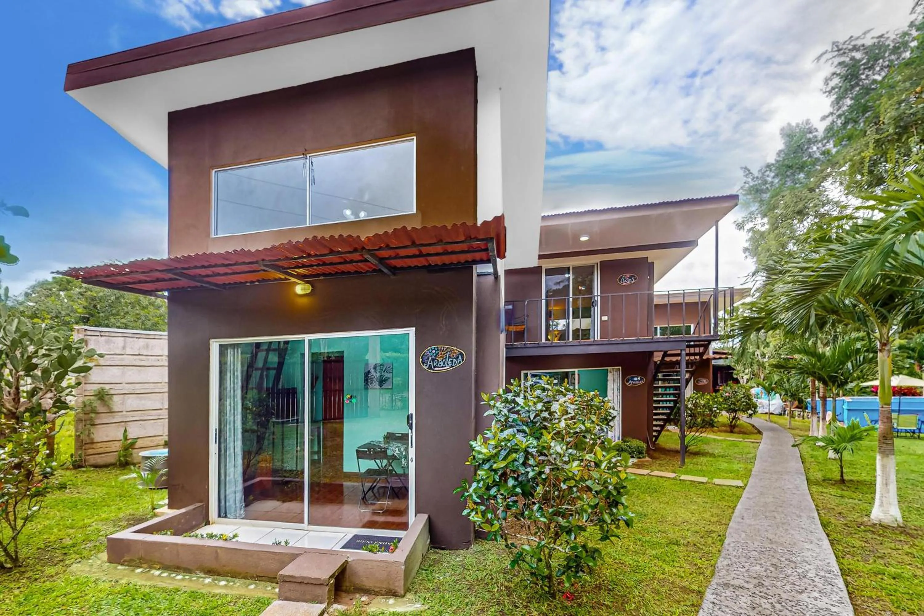 Property building in Nueva Villa Paraíso Four Villas