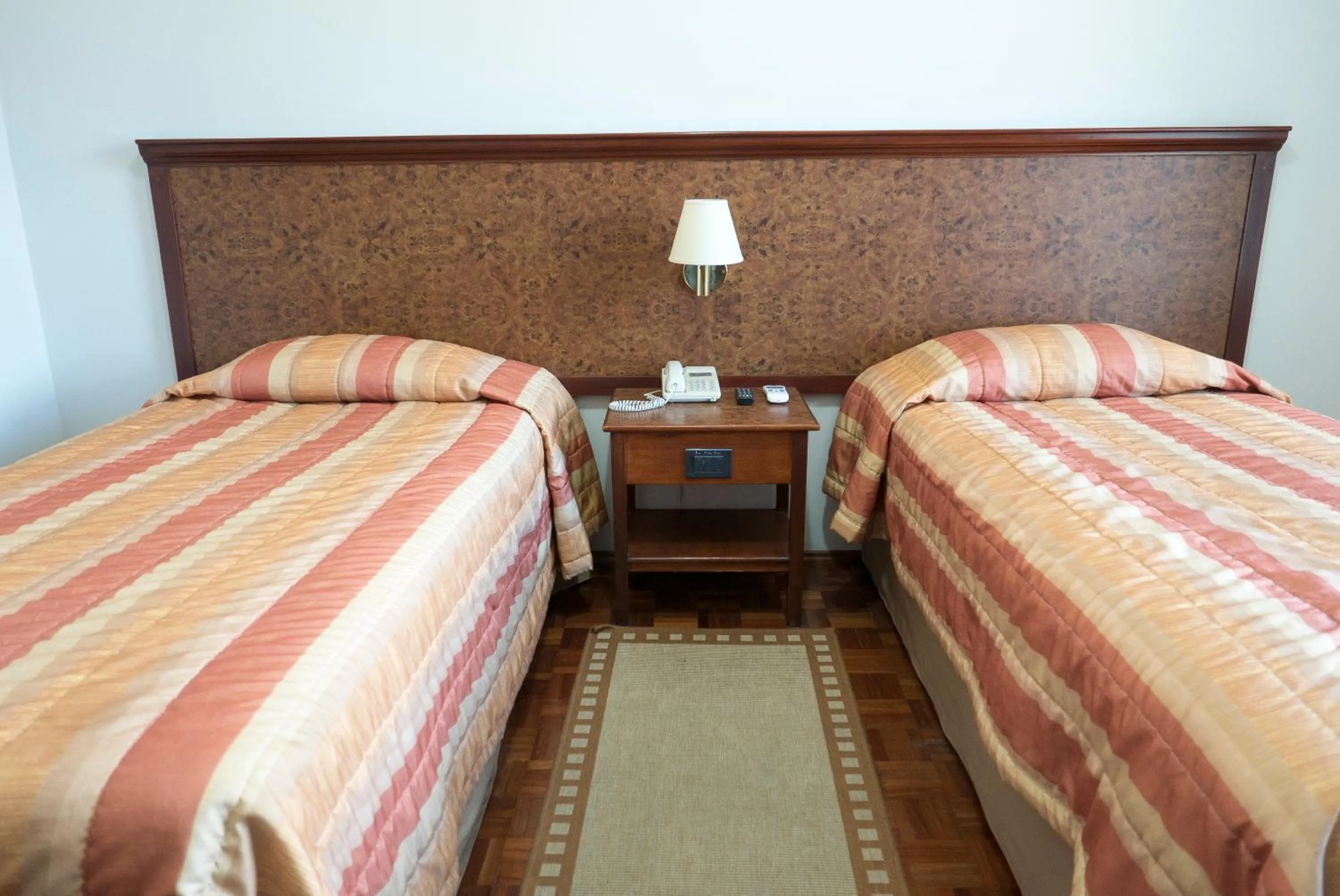 Bedroom, Bed in Real Palace Hotel