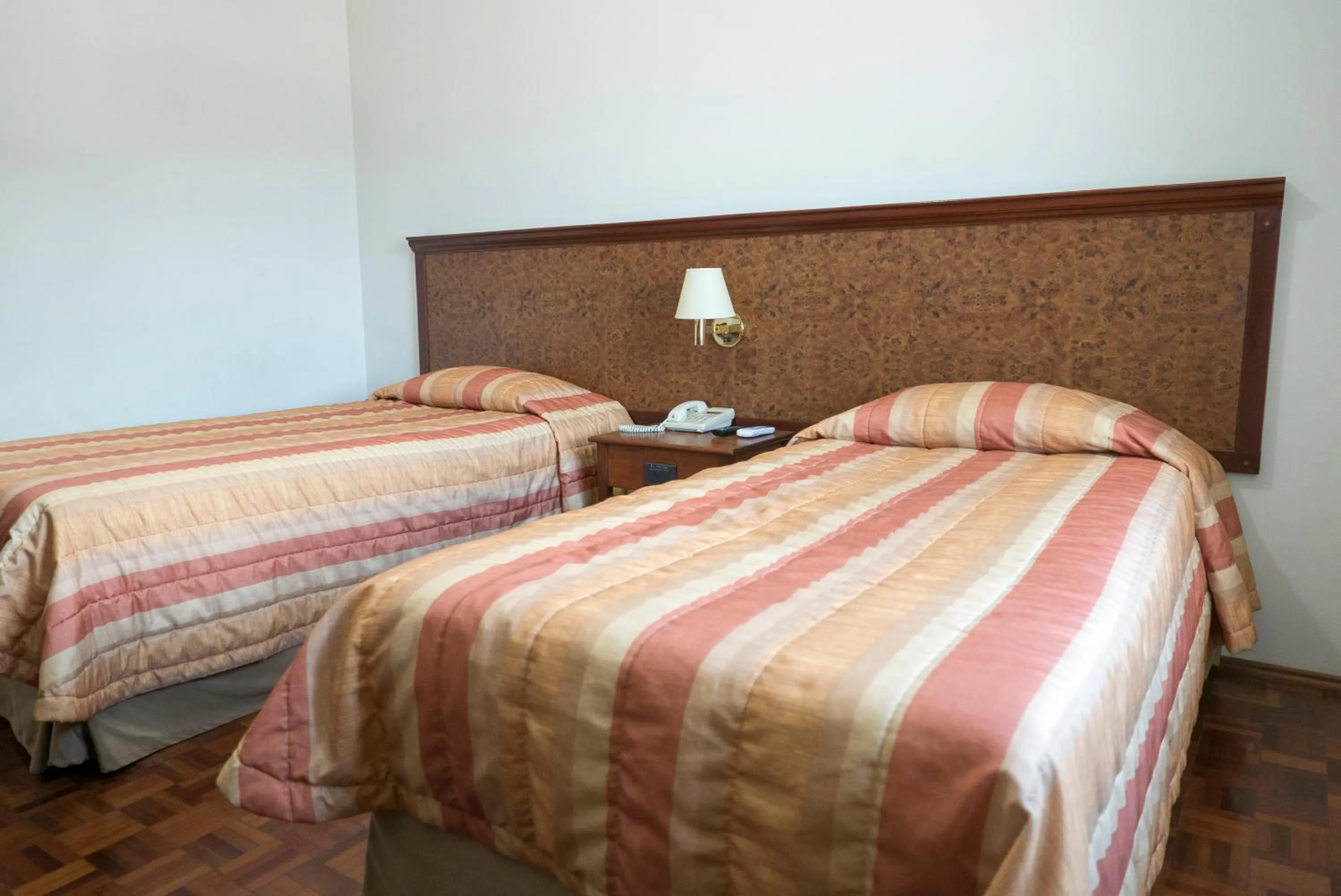 Bedroom, Bed in Real Palace Hotel