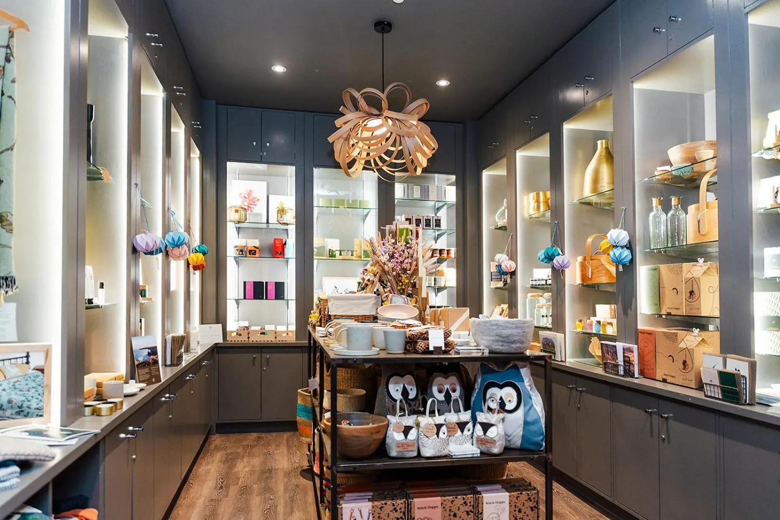 Shopping Area in Chewton Glen Hotel - an Iconic Luxury Hotel