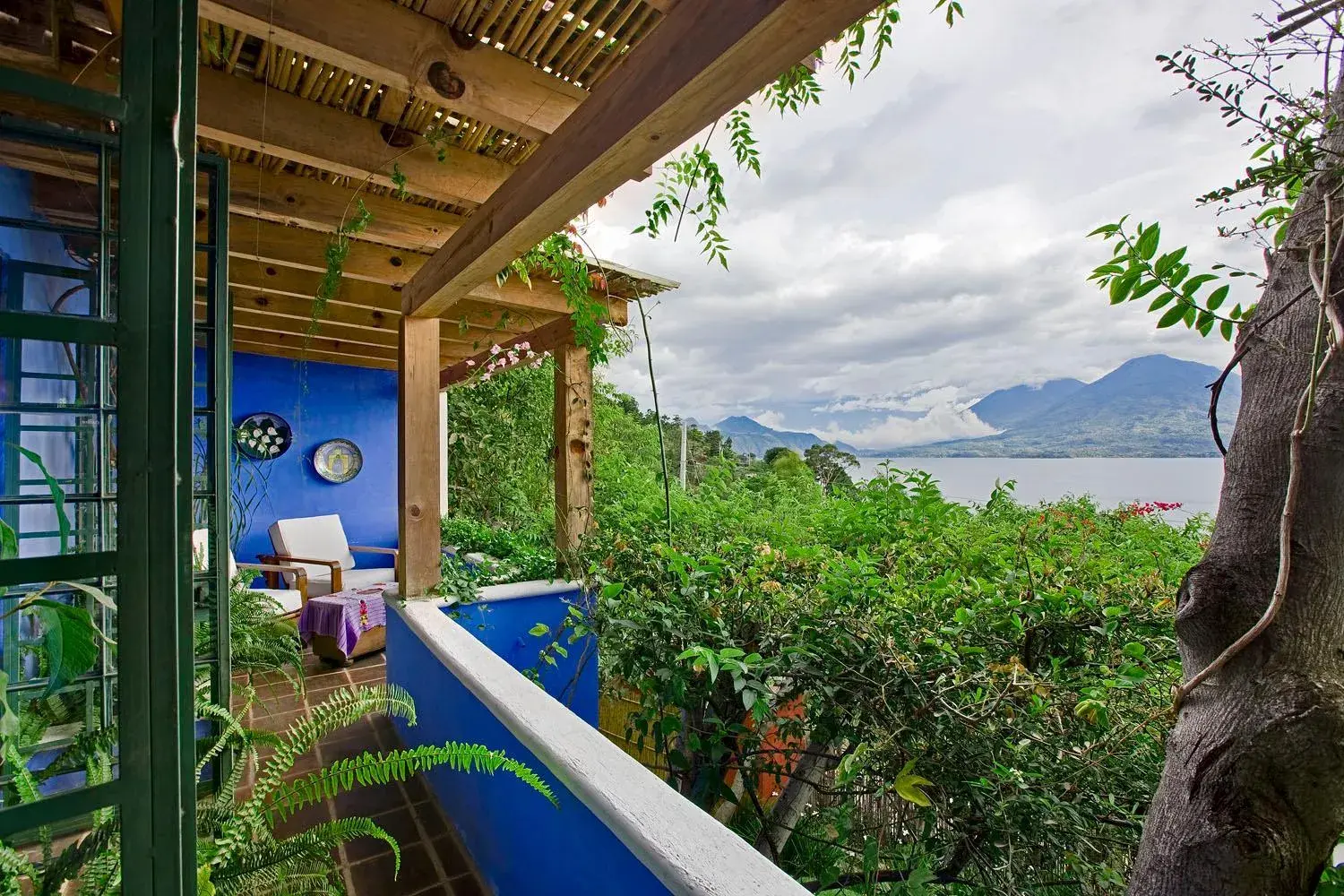 Suite with Balcony in Hotel Casa Palopo Suite with Balcony in Hotel Casa Palopo