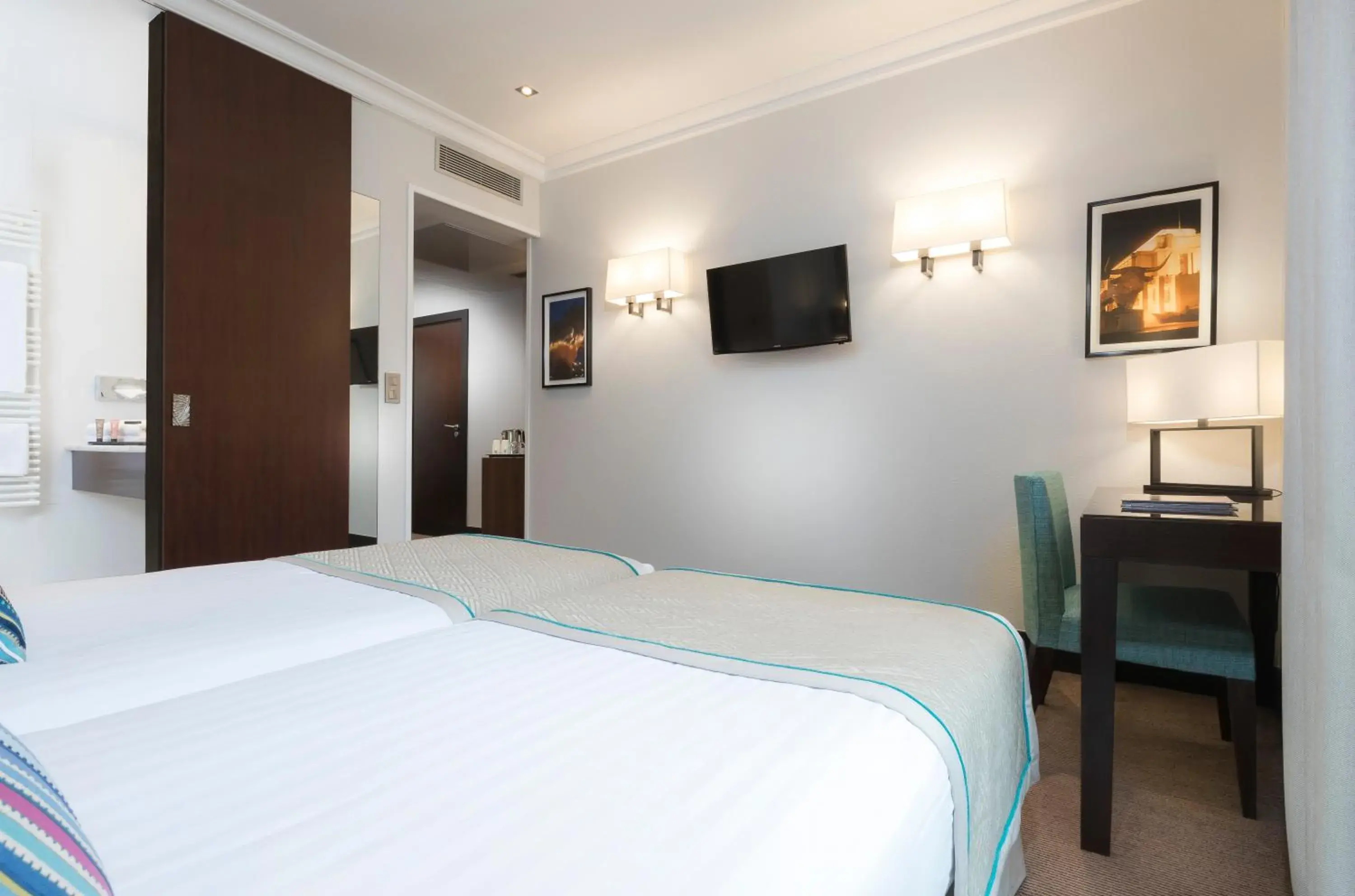 Deluxe Twin Room in Montfleuri Deluxe Twin Room in Montfleuri