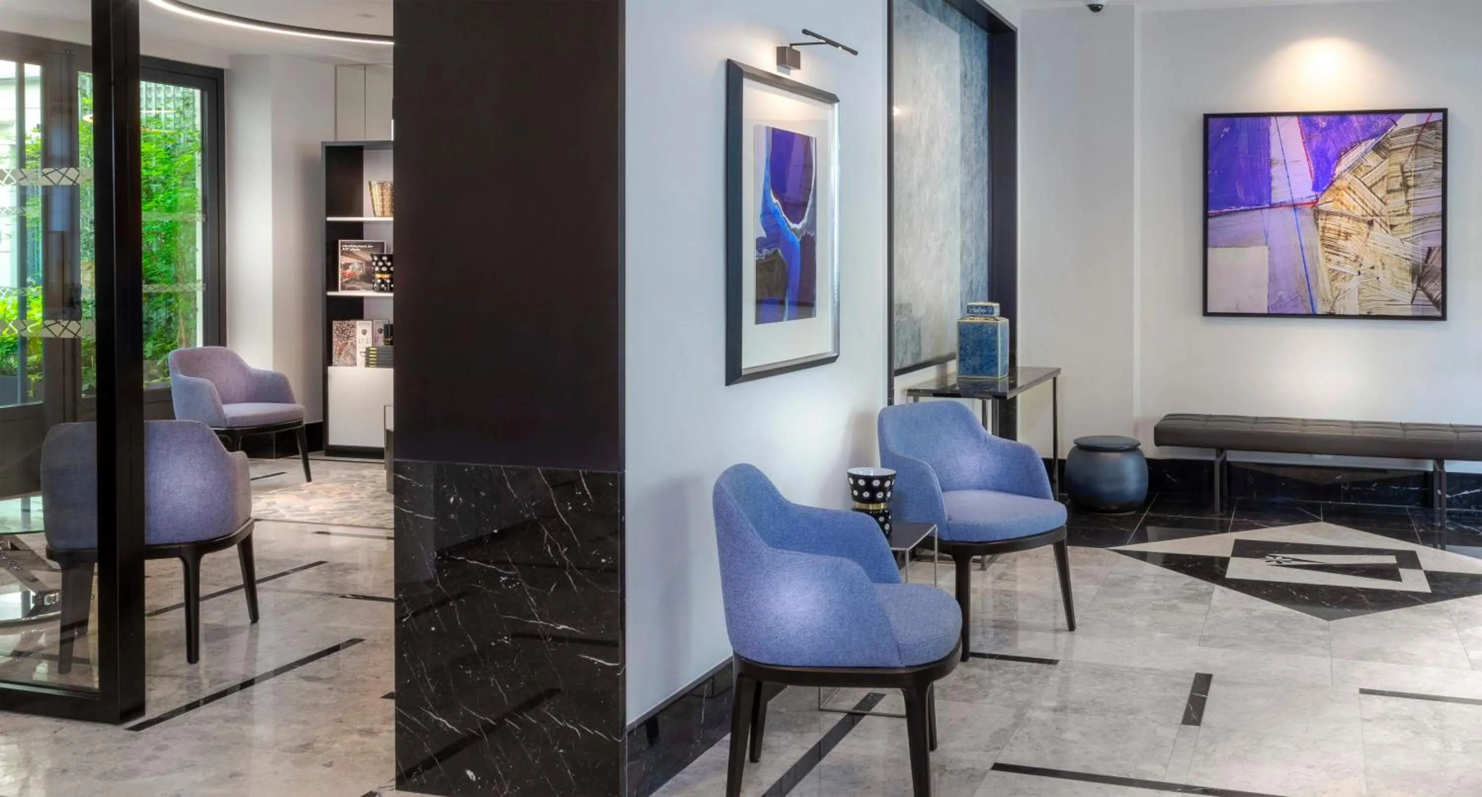 Seating area in Montfleuri