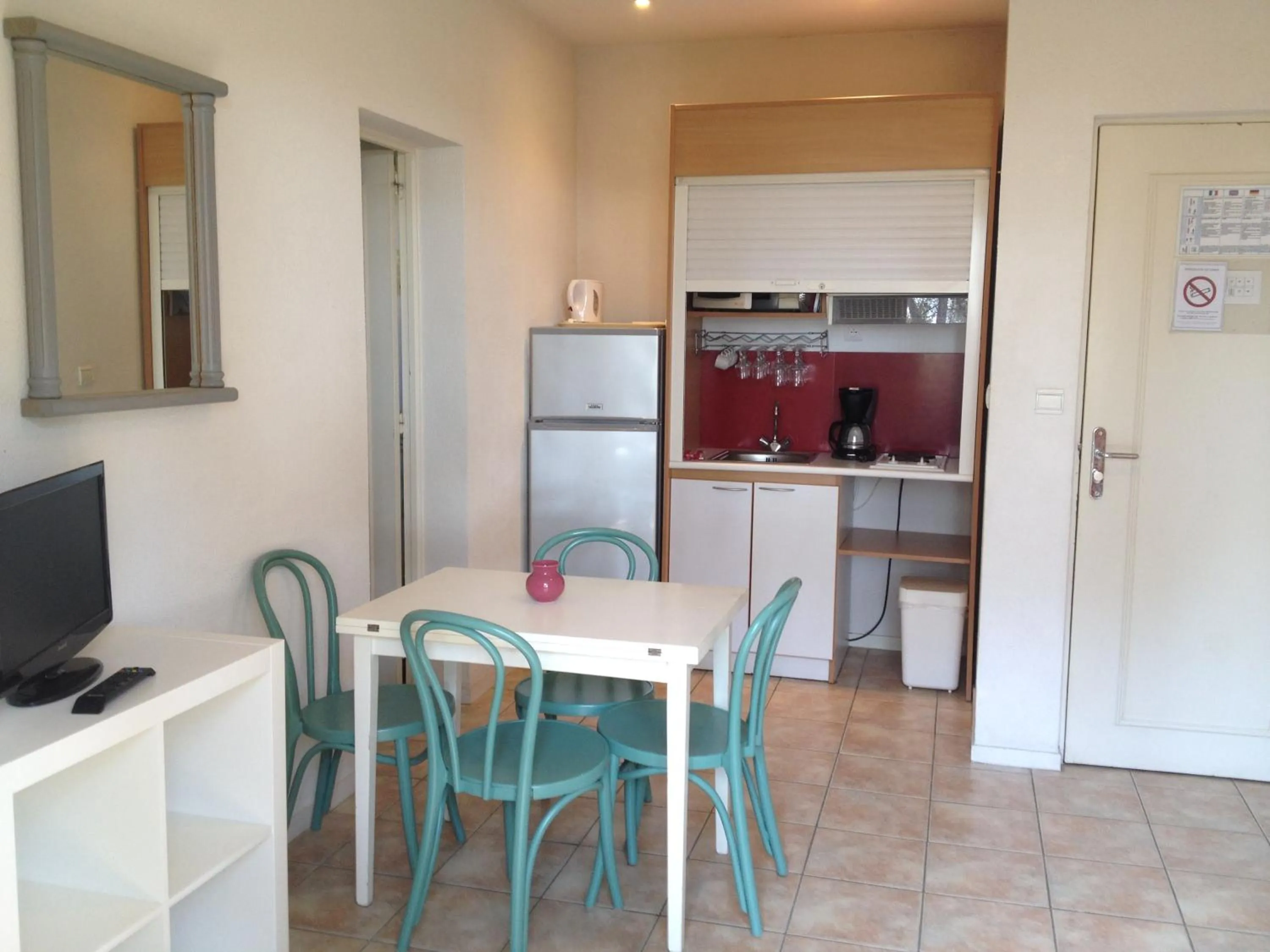 Dining area in Hôtel De La Mer