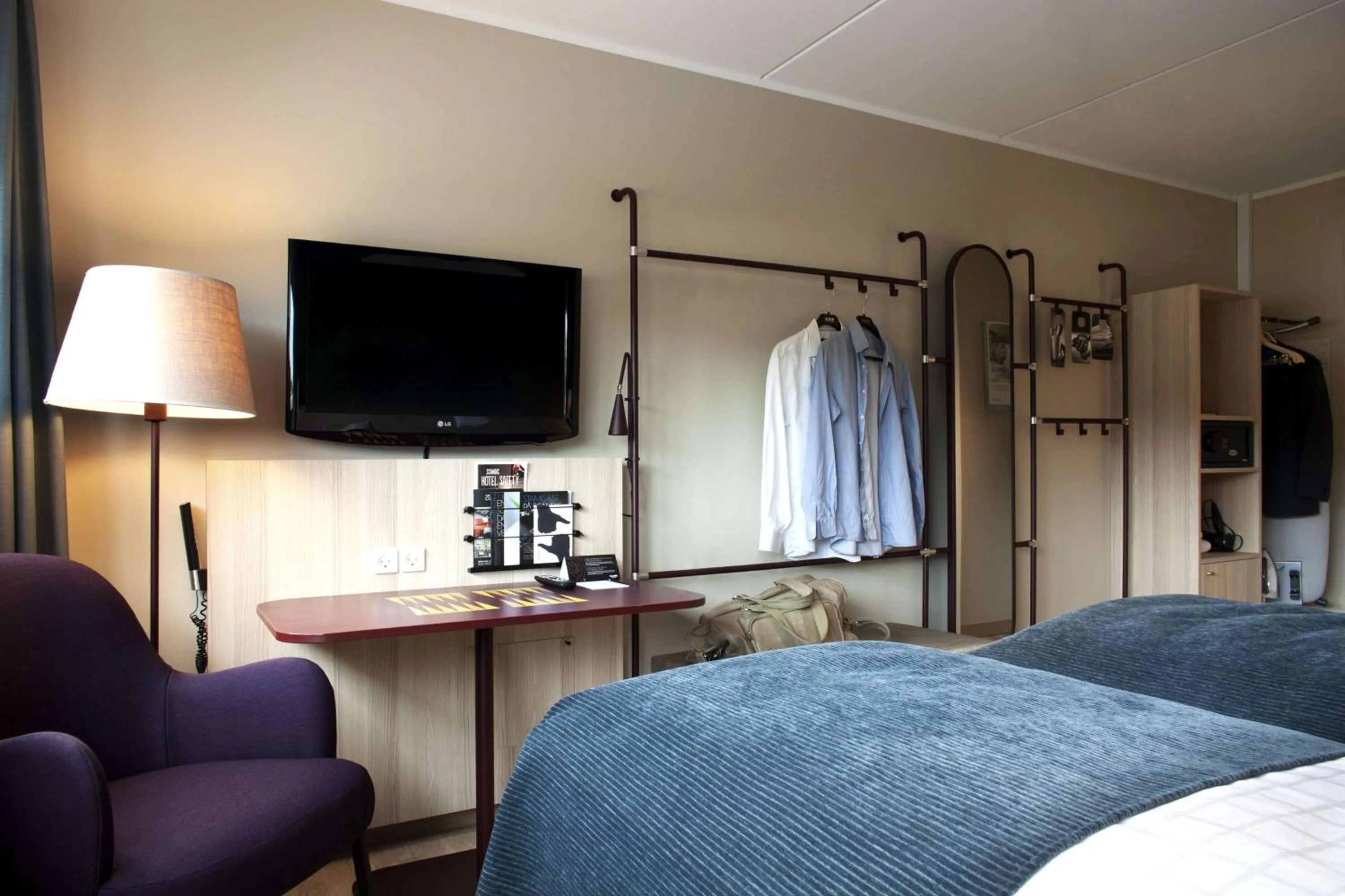 Photo of the whole room, Bed in Scandic Hvidovre