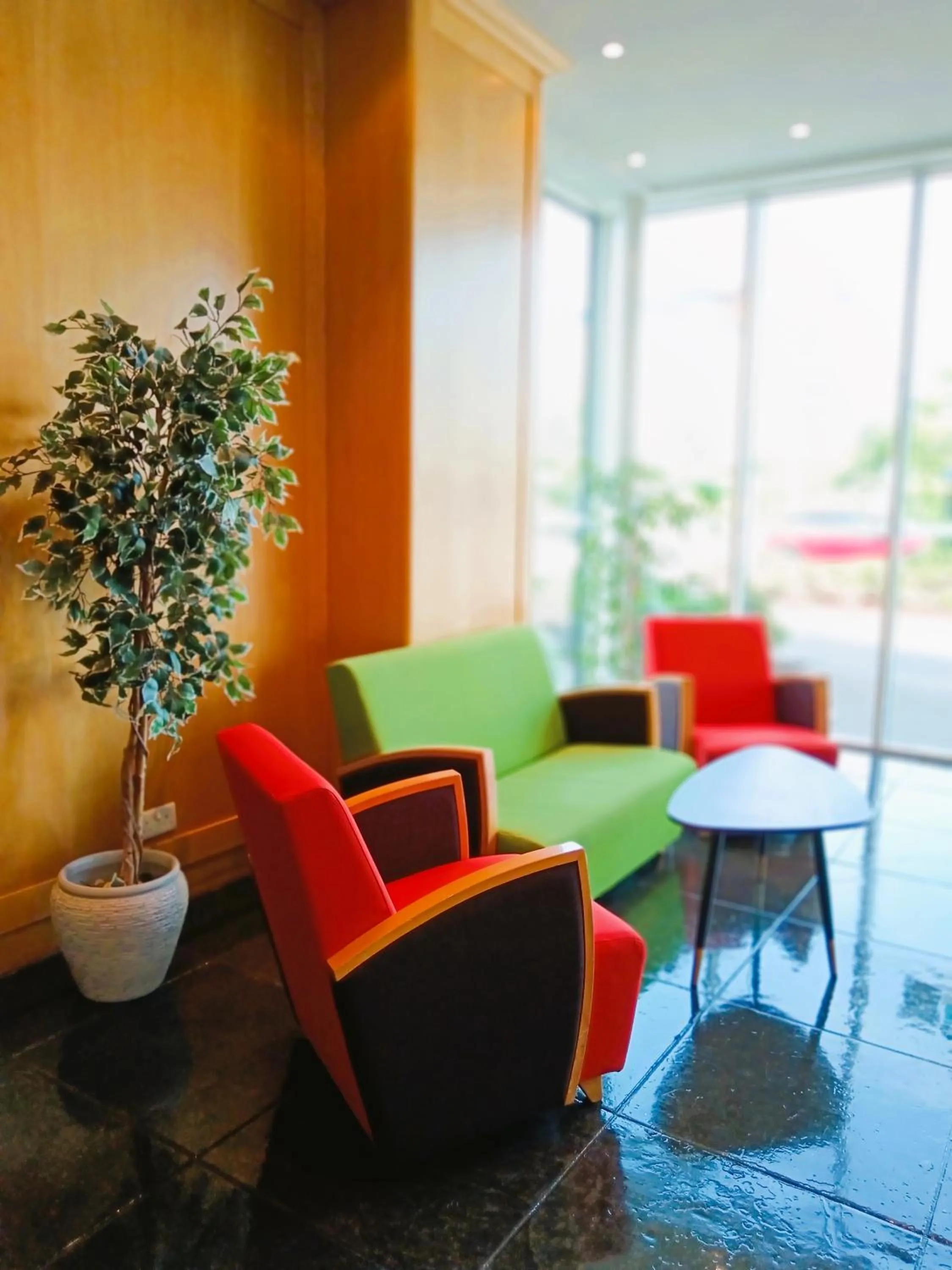 Lobby or reception in Future Inn Cardiff Bay