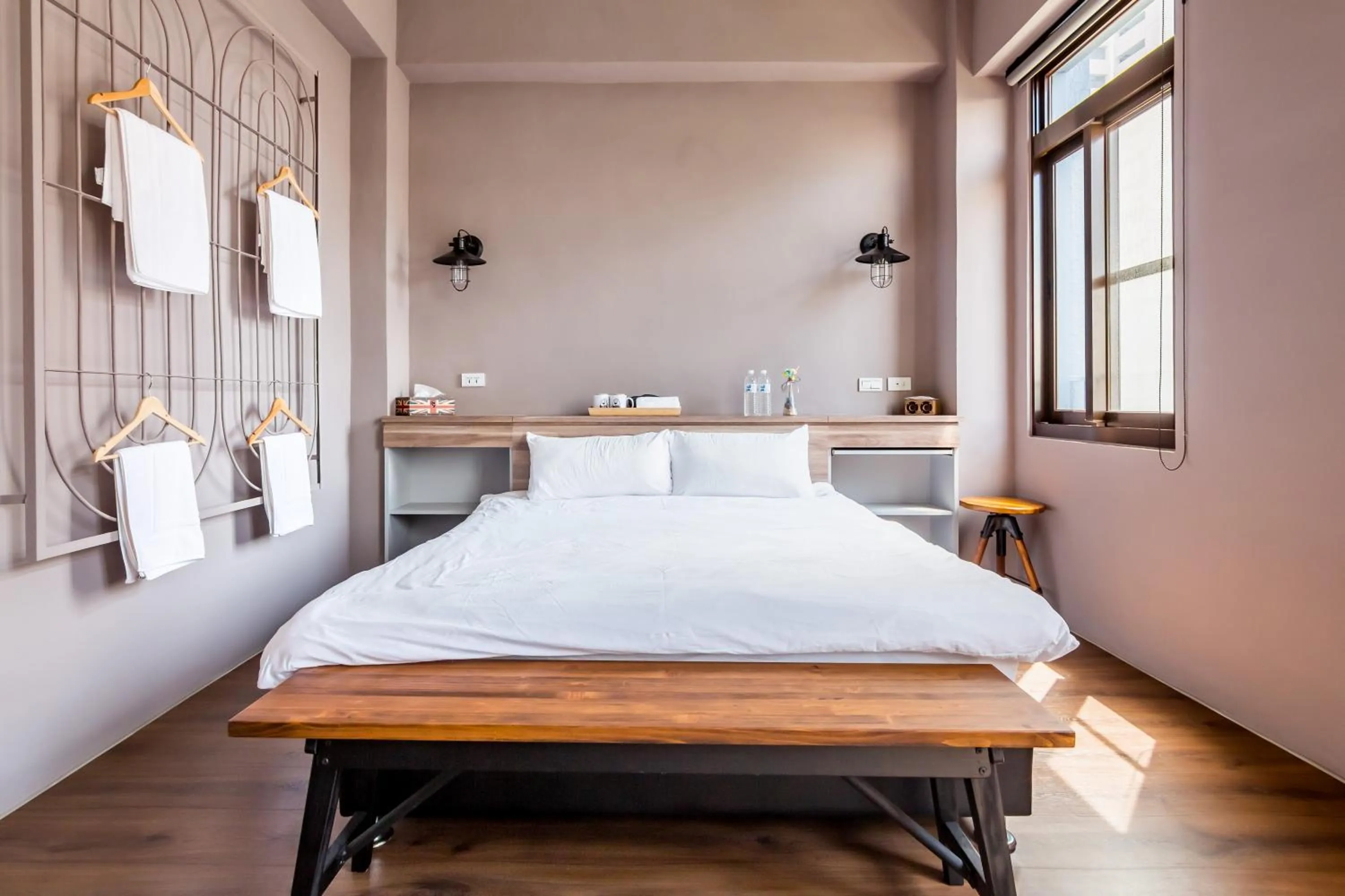 Decorative detail, Bed in Fun Simon