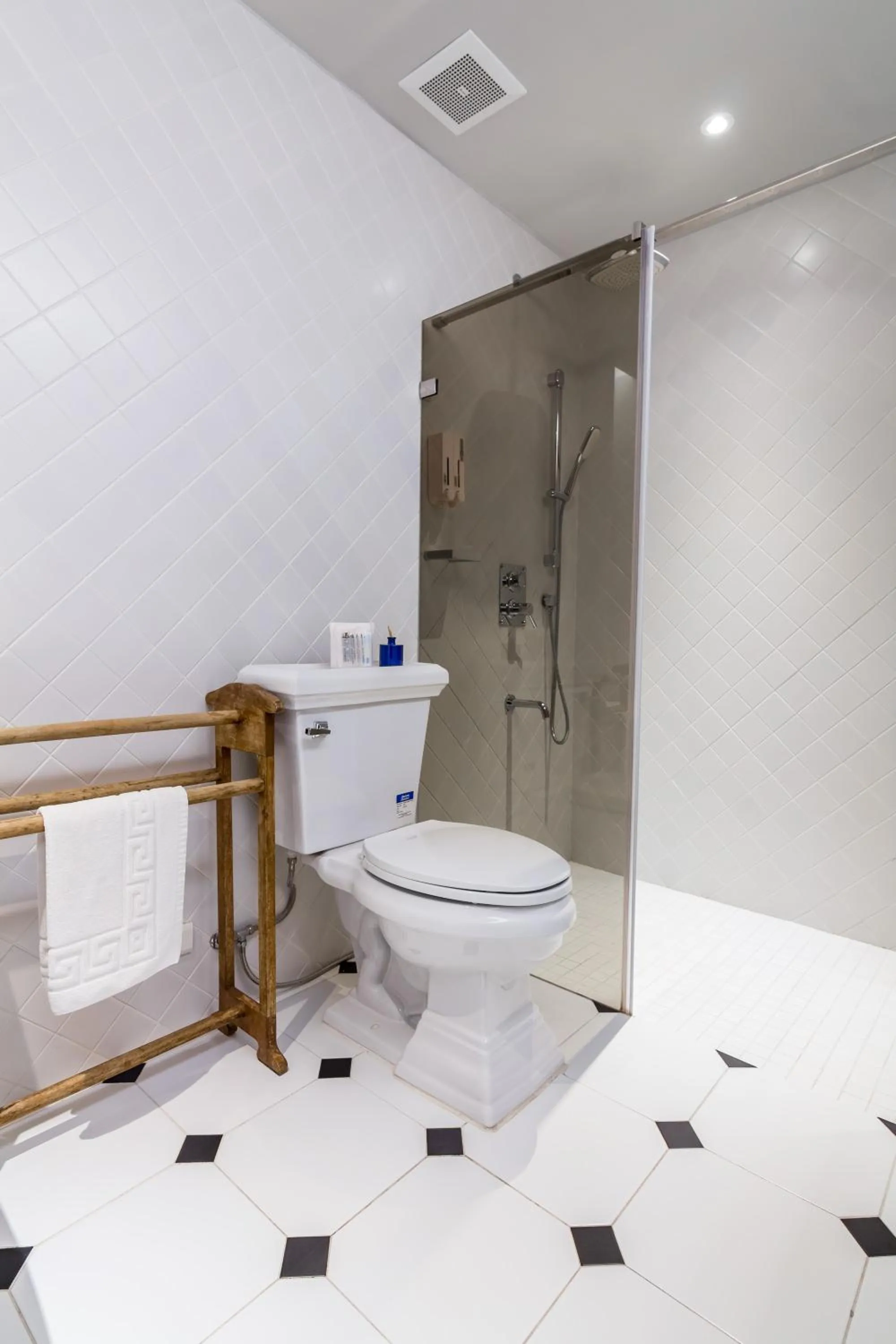 Decorative detail in Fun Simon