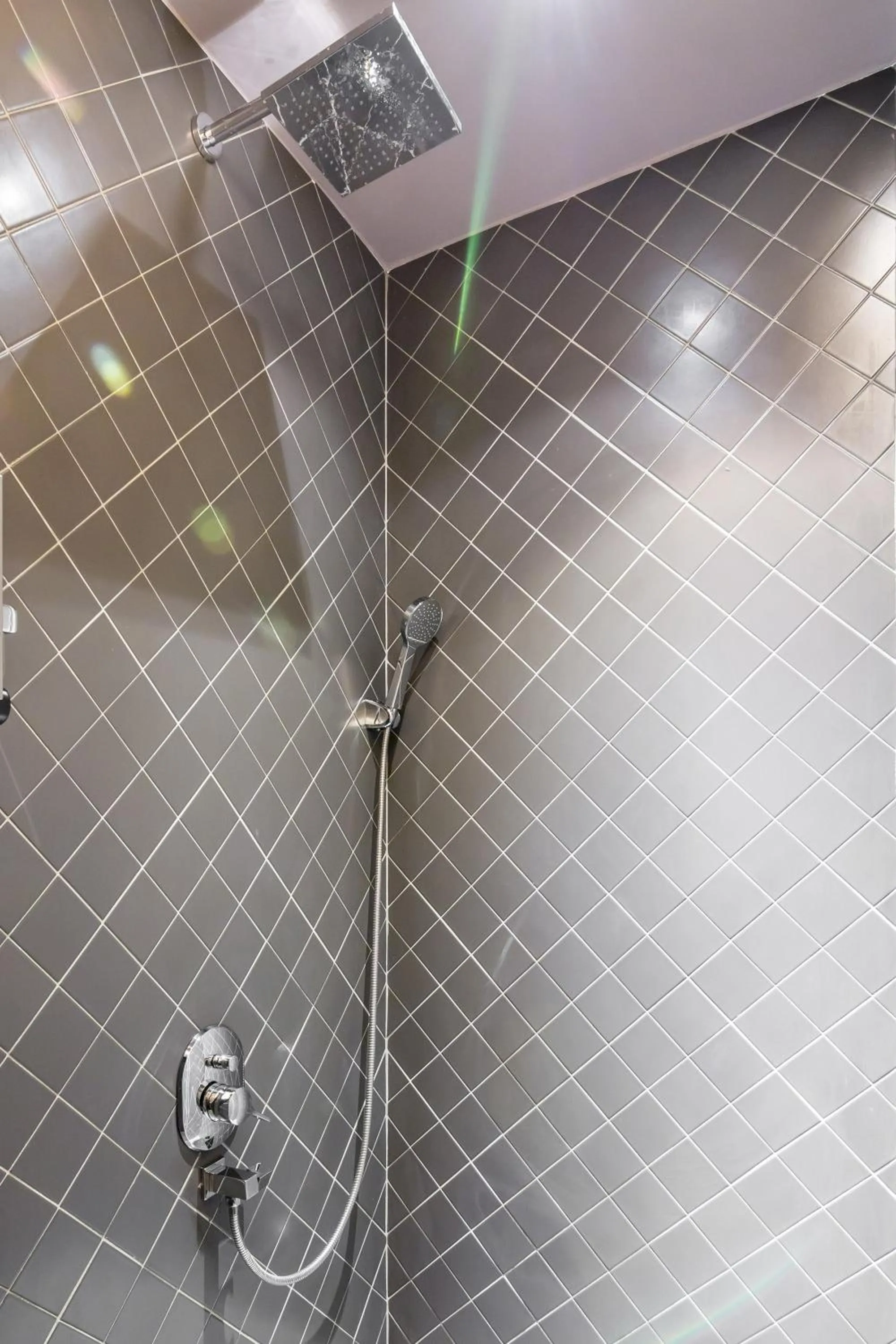 Decorative detail in Fun Simon