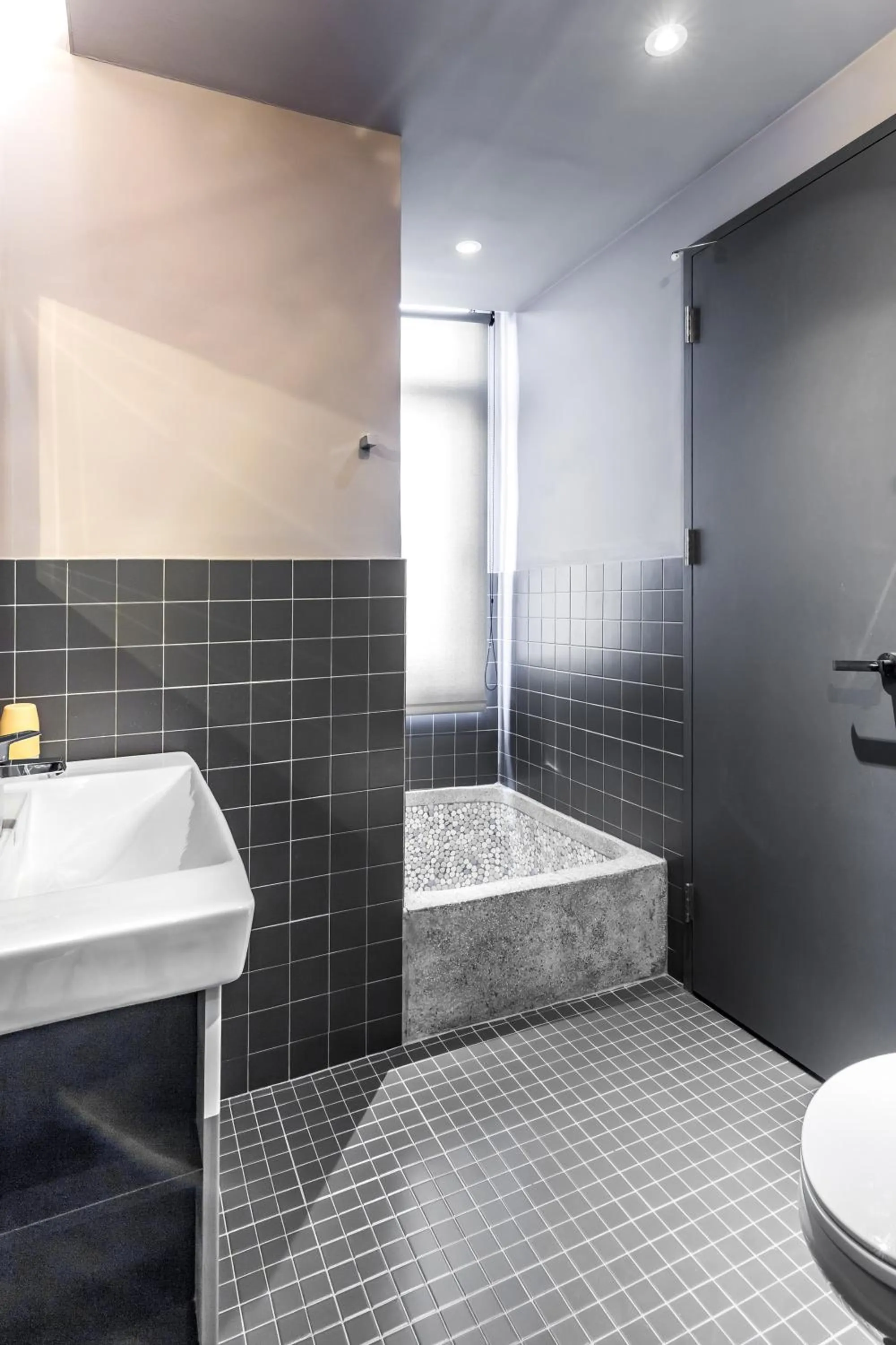 Decorative detail in Fun Simon