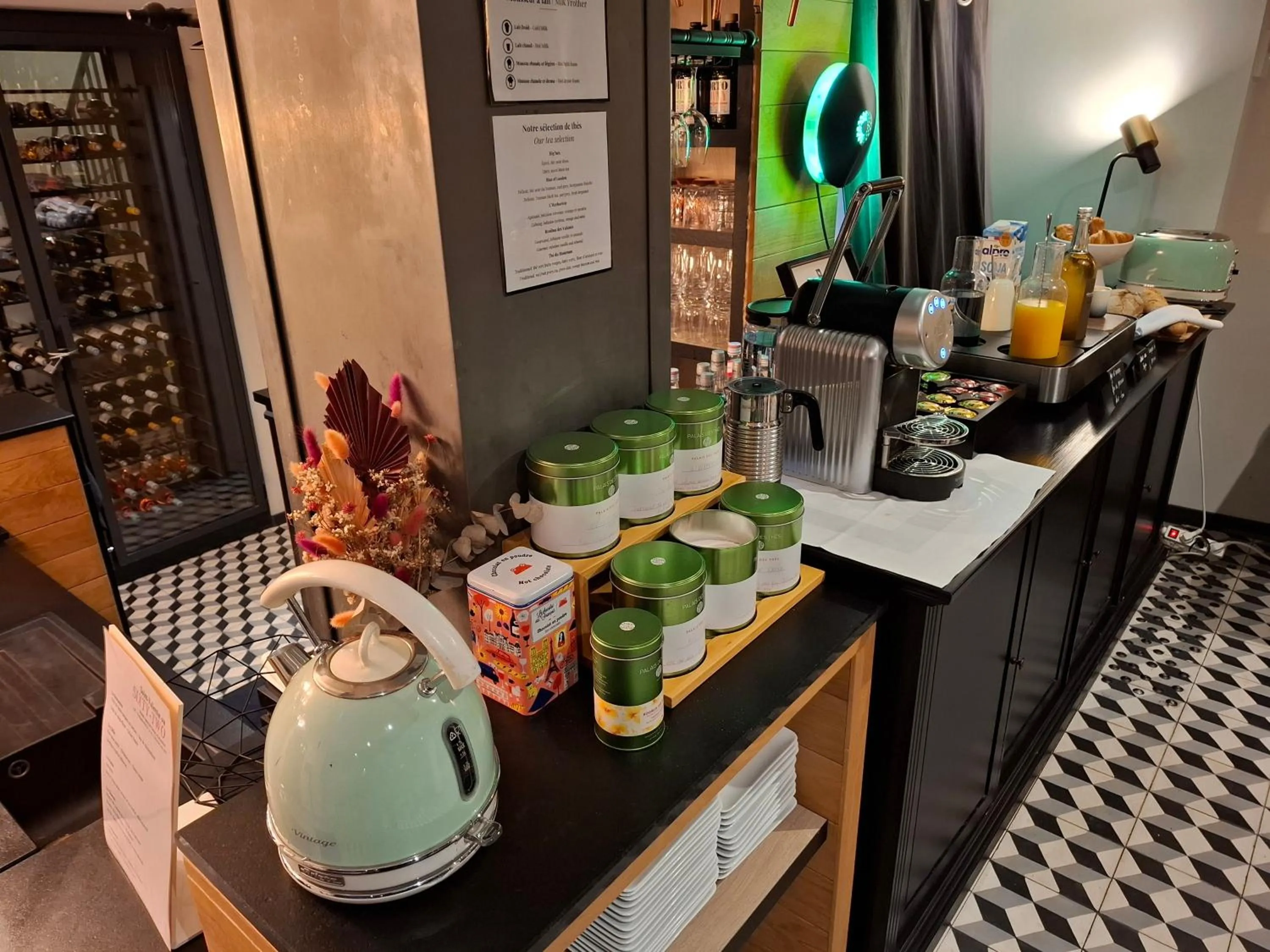 Breakfast in Boutique Hotel Villa du Taur