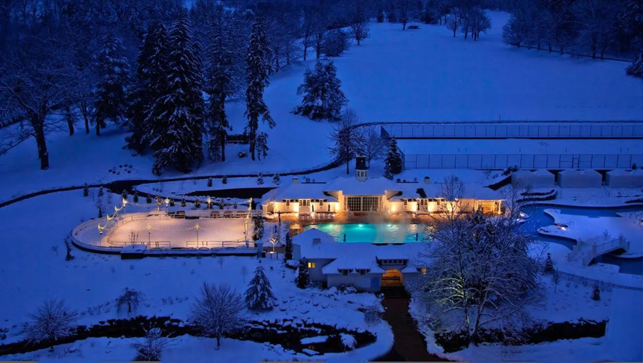 Swimming pool in The Omni Homestead Resort & Spa