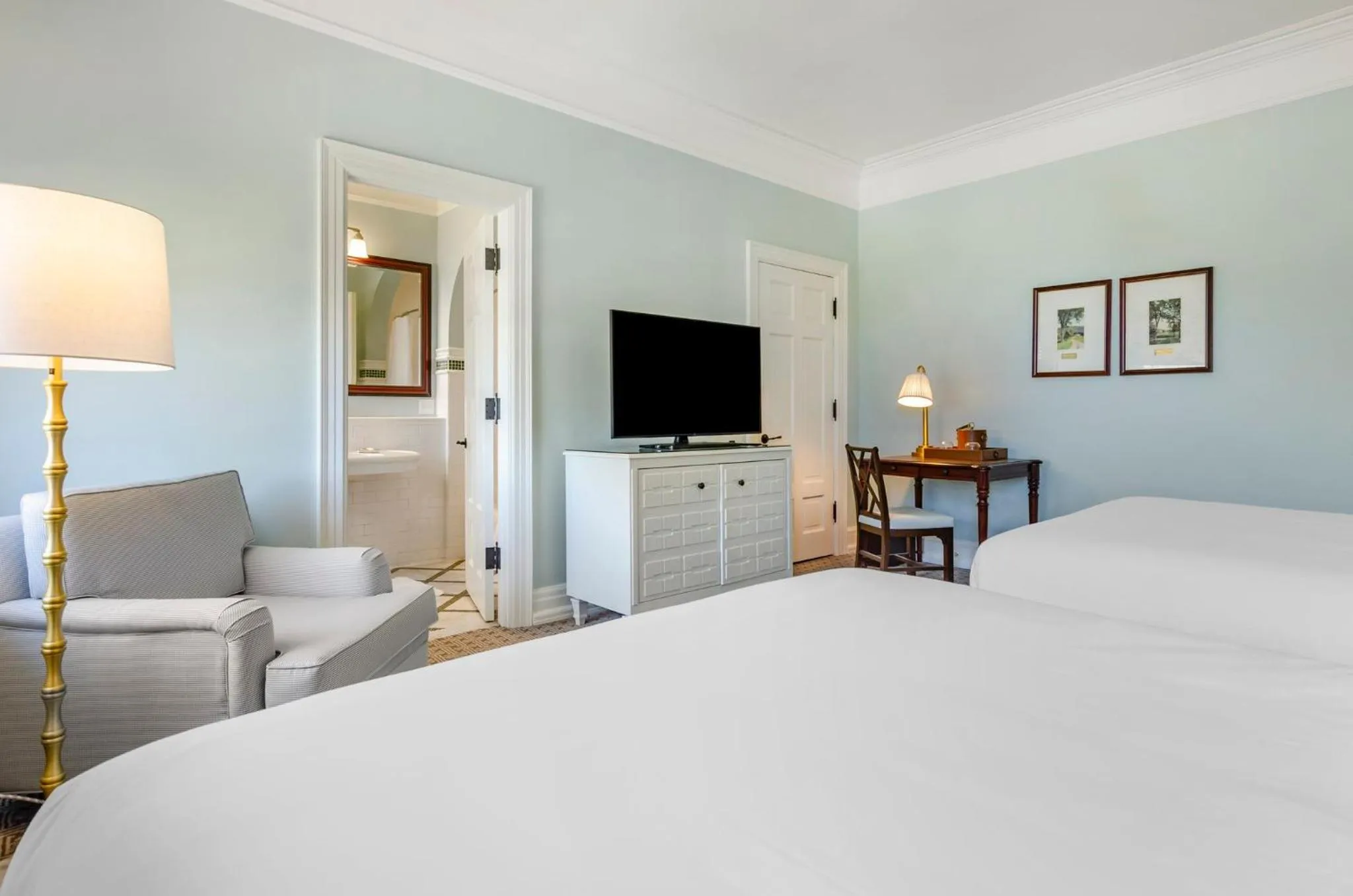 Photo of the whole room, Bed in The Omni Homestead Resort & Spa